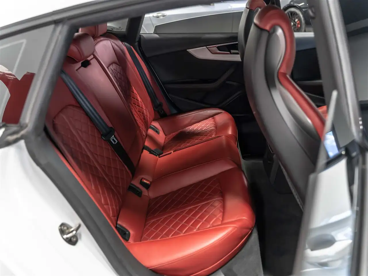 Audi S5 снимка Audi S5