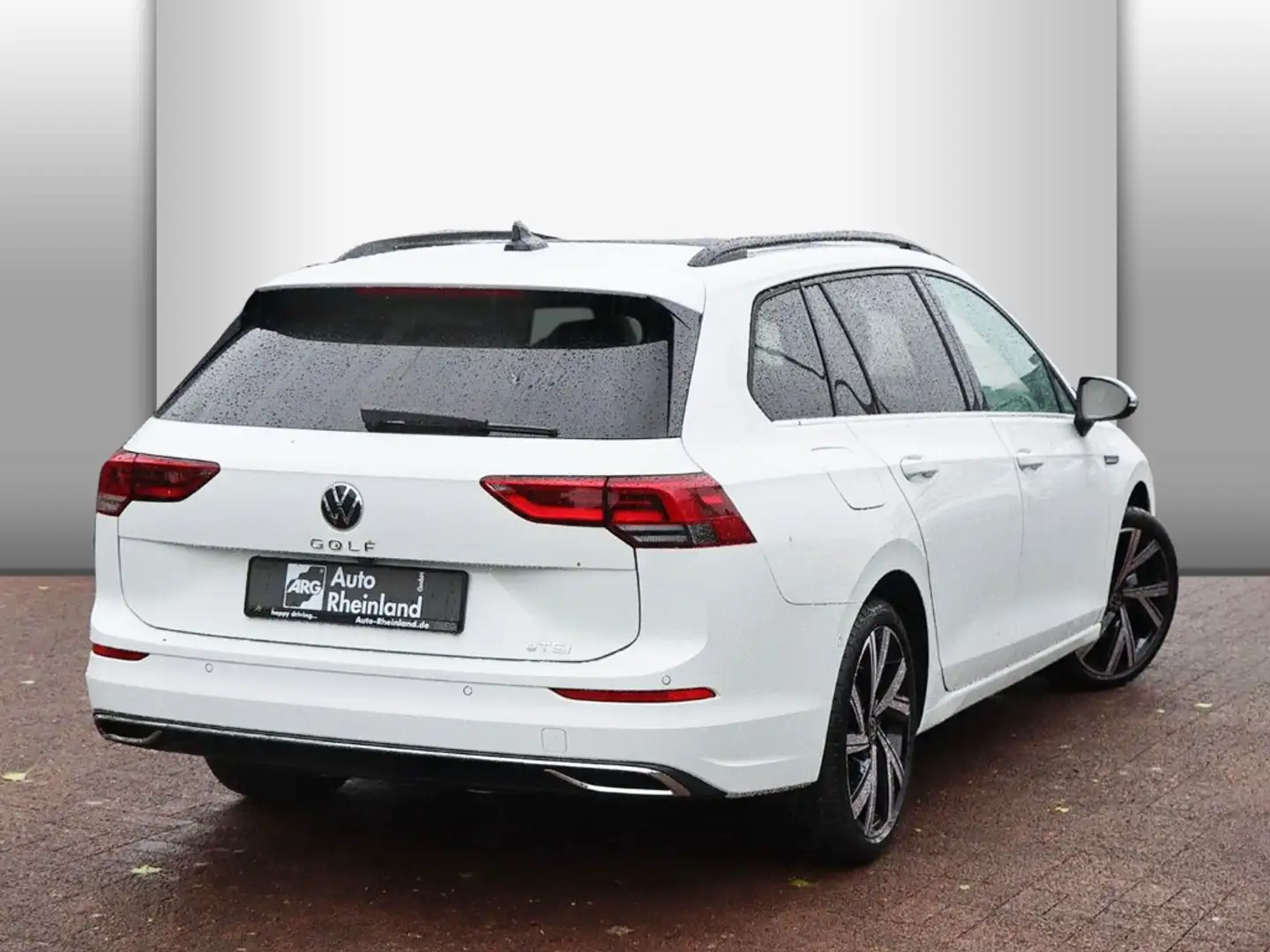 Volkswagen Golf Variant VIII Style 1.5 eTSI OPF DSG PANO/AHK/LED PLUS Weiß - 2