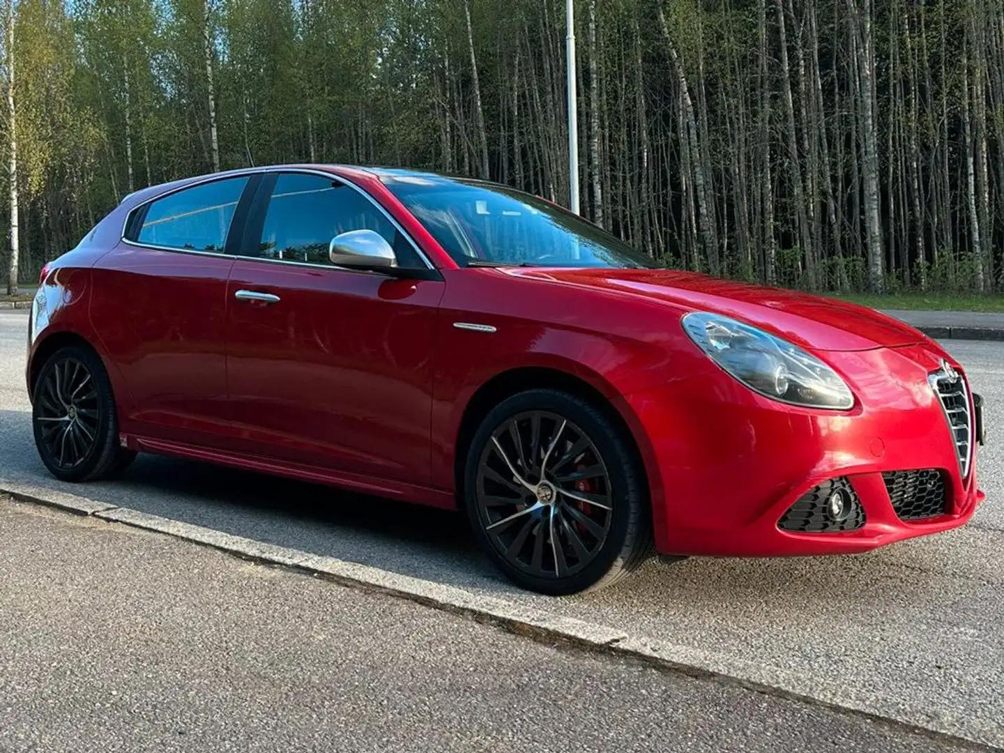 Alfa Romeo Giulietta Rosso - 2