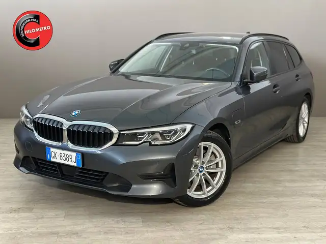 BMW 320 e Touring Business Advantage auto