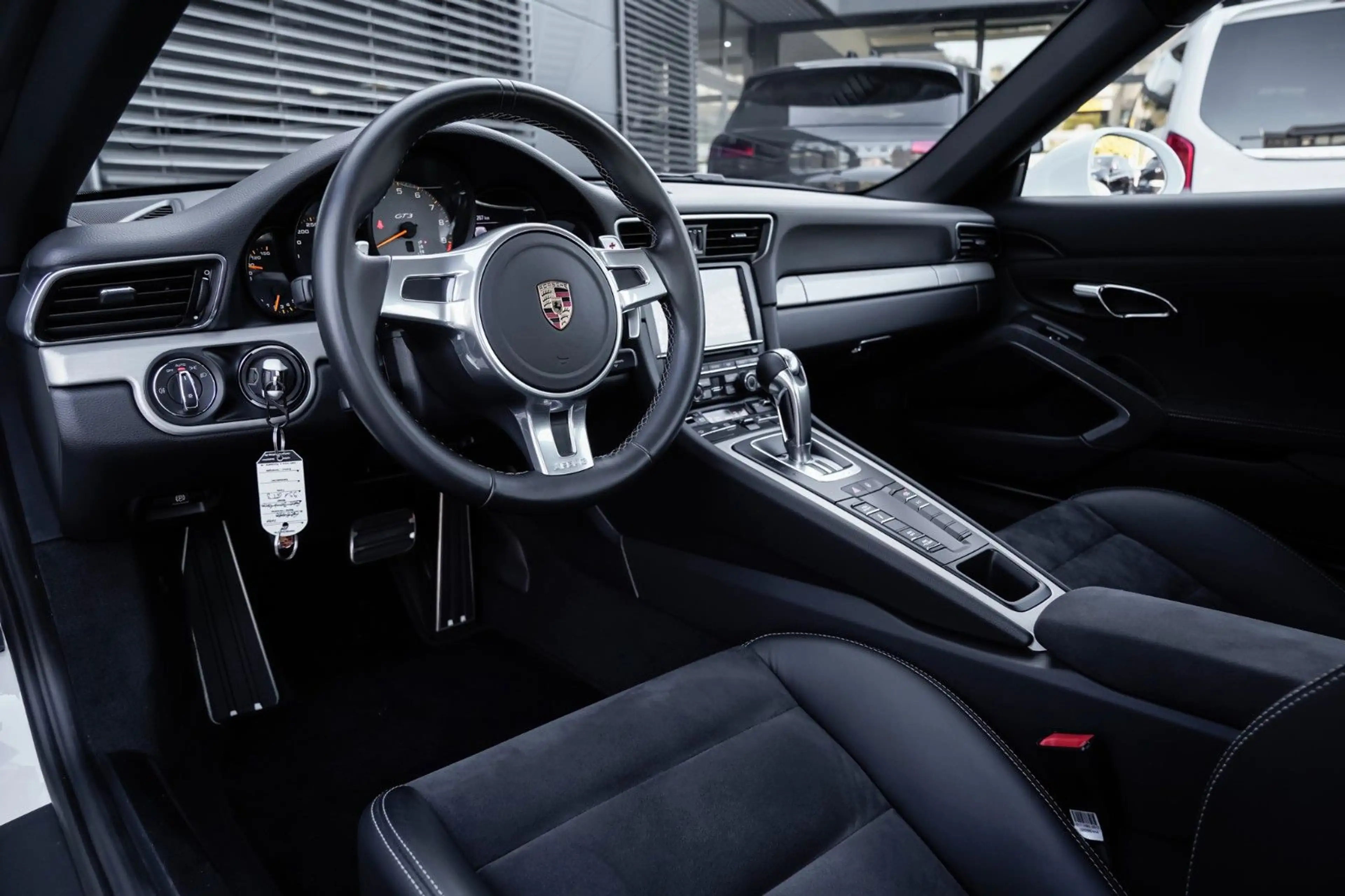 Porsche 991 GT3 — photo 14
