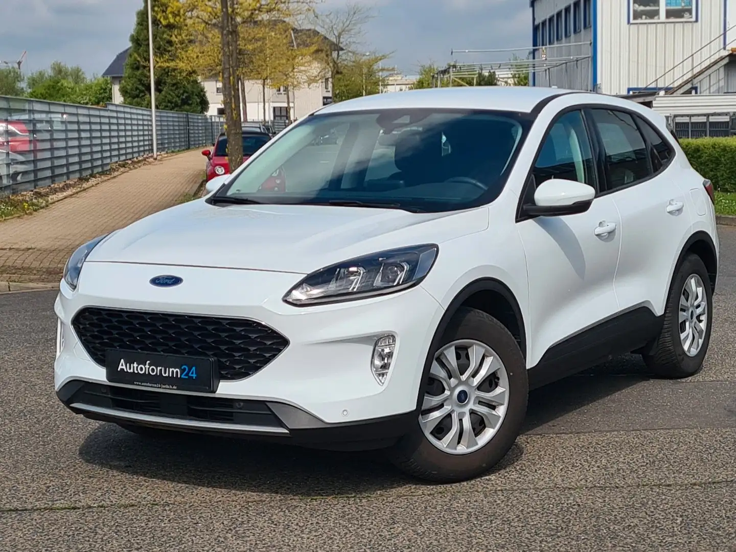 Ford Kuga Cool & Connect*1.Hand*Navi*PDC*SHZ*Carplay* Weiß - 1