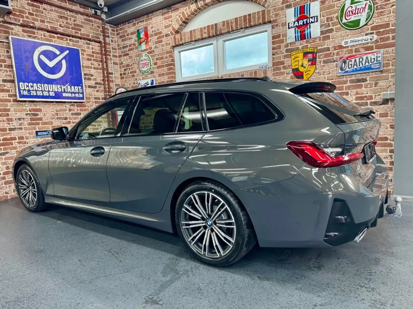 BMW 320 320iA Touring 2.0 184cv Auto M-SPORT Gris - 2