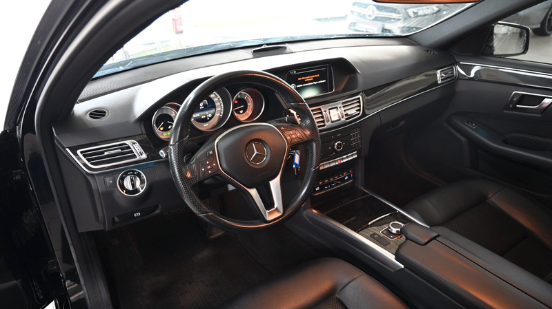 Mercedes-Benz E 220 E Limousine E 220 BlueTec *NAVI*TOP* — photo 11