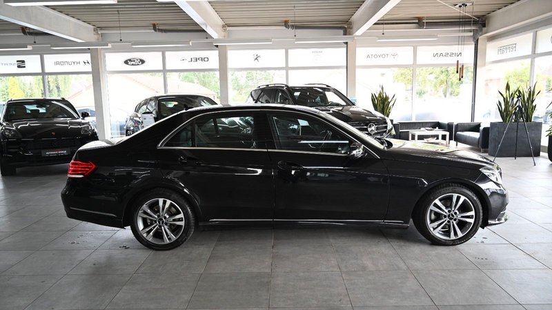Mercedes-Benz E 220 E Limousine E 220 BlueTec *NAVI*TOP* — photo 7