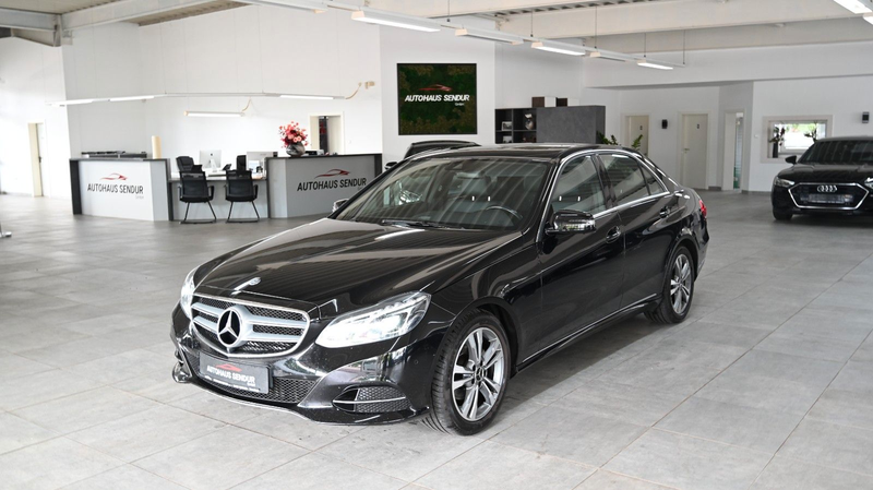 Mercedes-Benz E 220 E Limousine E 220 BlueTec *NAVI*TOP* — photo 2