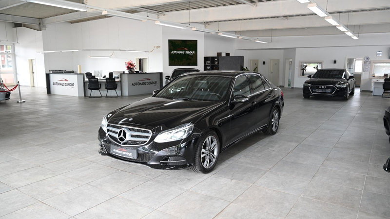 Mercedes-Benz E 220 E Limousine E 220 BlueTec *NAVI*TOP*