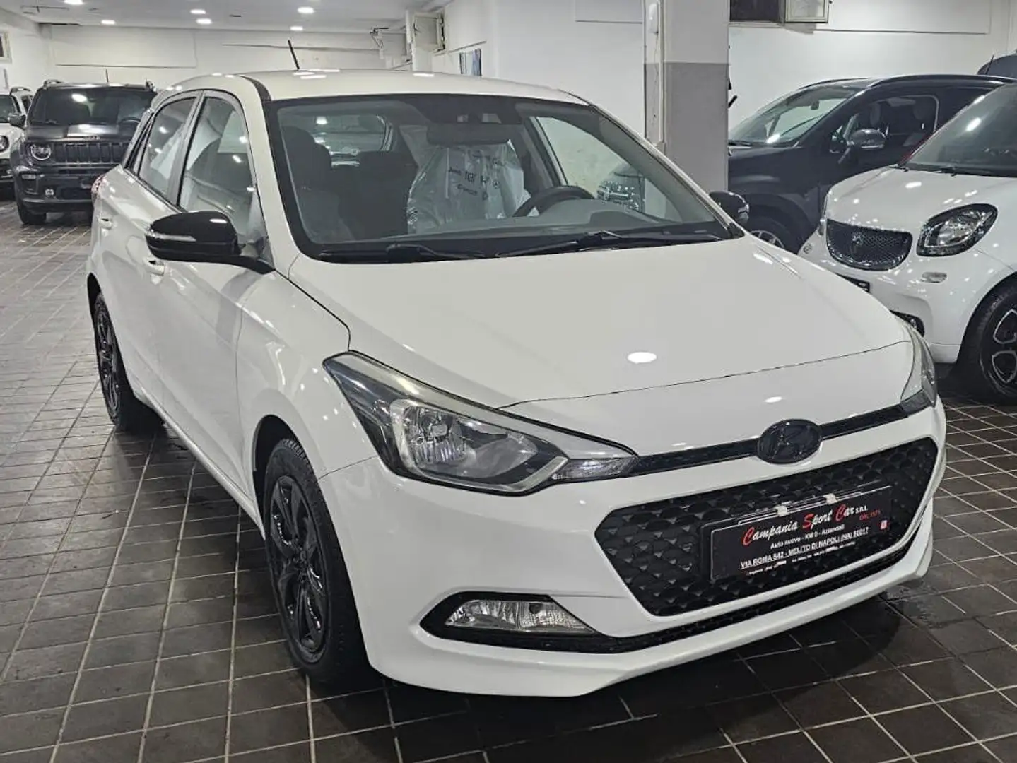 Hyundai i20 COOL PLUS 1.1 DIESEL 75CV 5 PORTE Bianco - 1