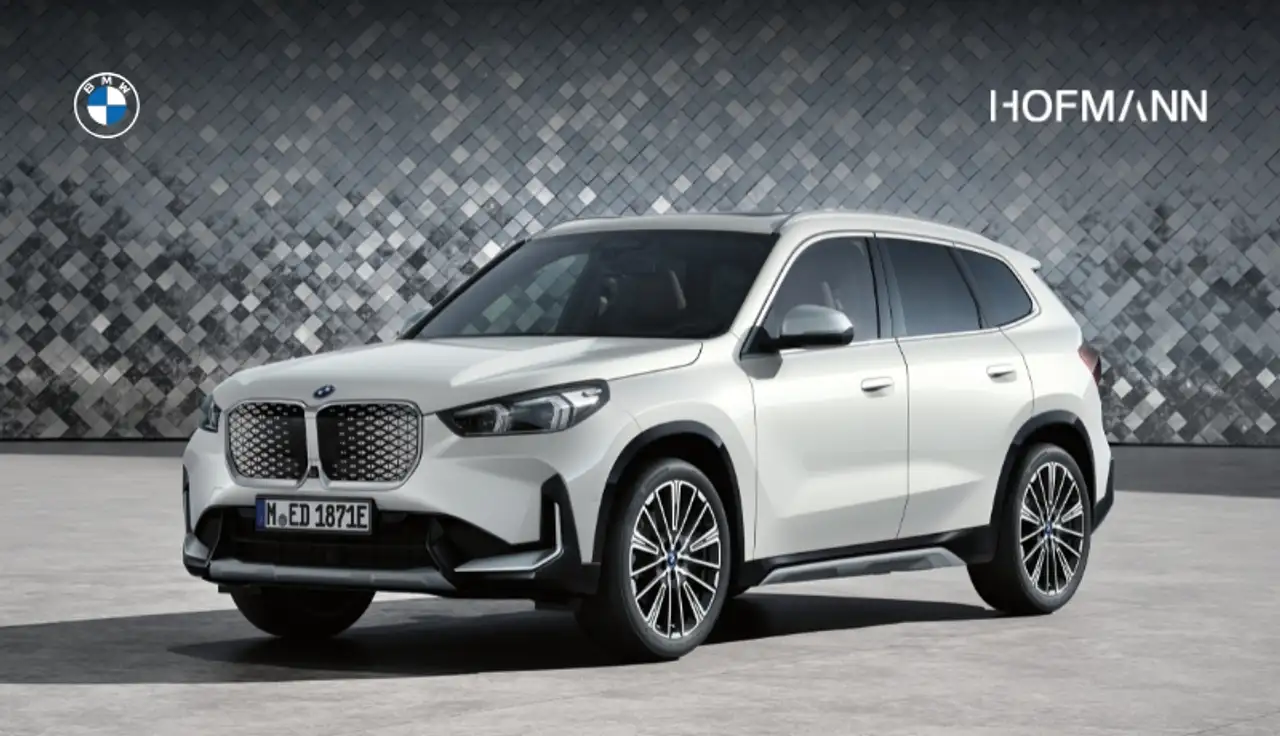 BMW iX1