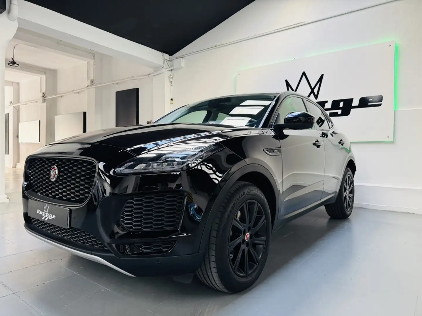 Jaguar E-Pace 2.0D I4 S AWD Aut. 180 Negro - 1