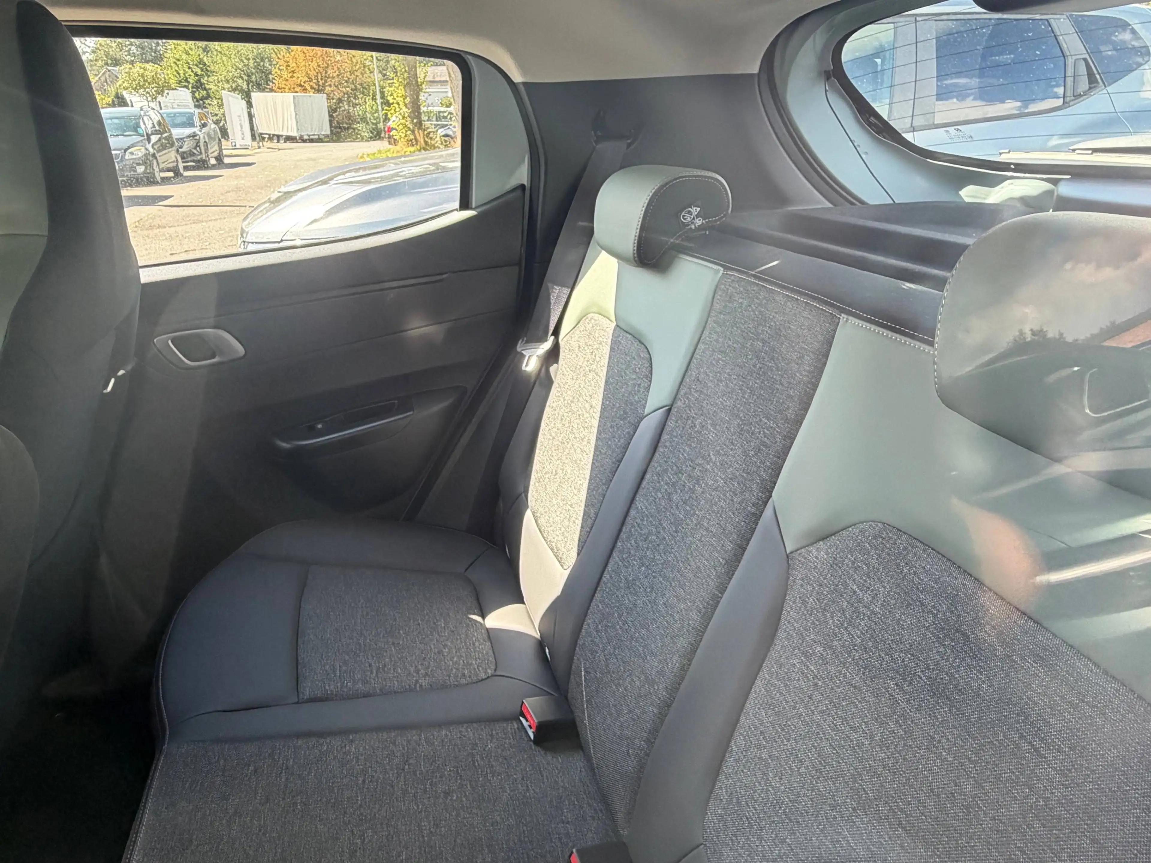 Dacia Spring Extreme 100 electric — photo 10