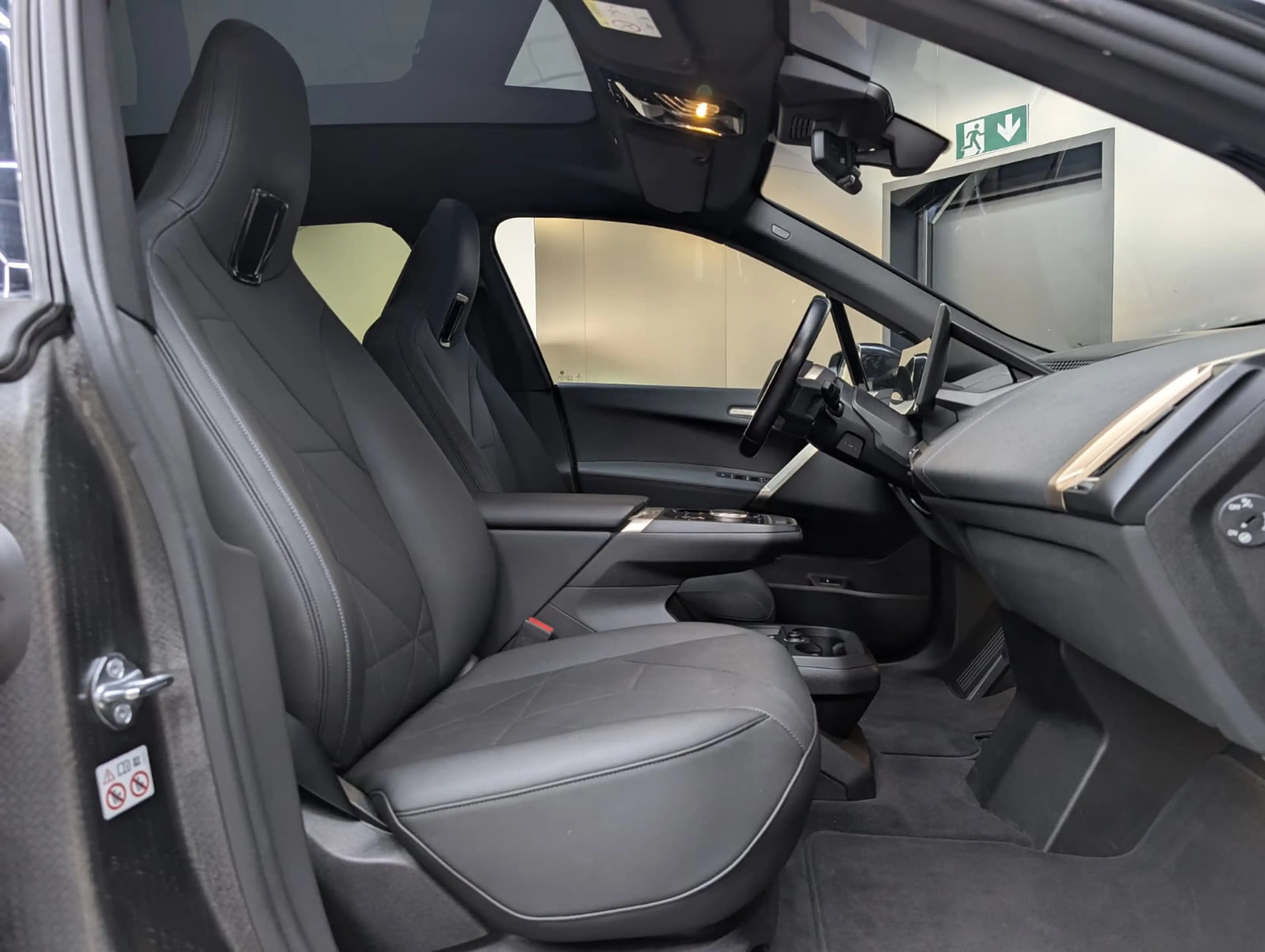 BMW iX 40 Sport LEDER+PANO+H&K+360°+ACC+SHZ+NAVI+LED — photo 9