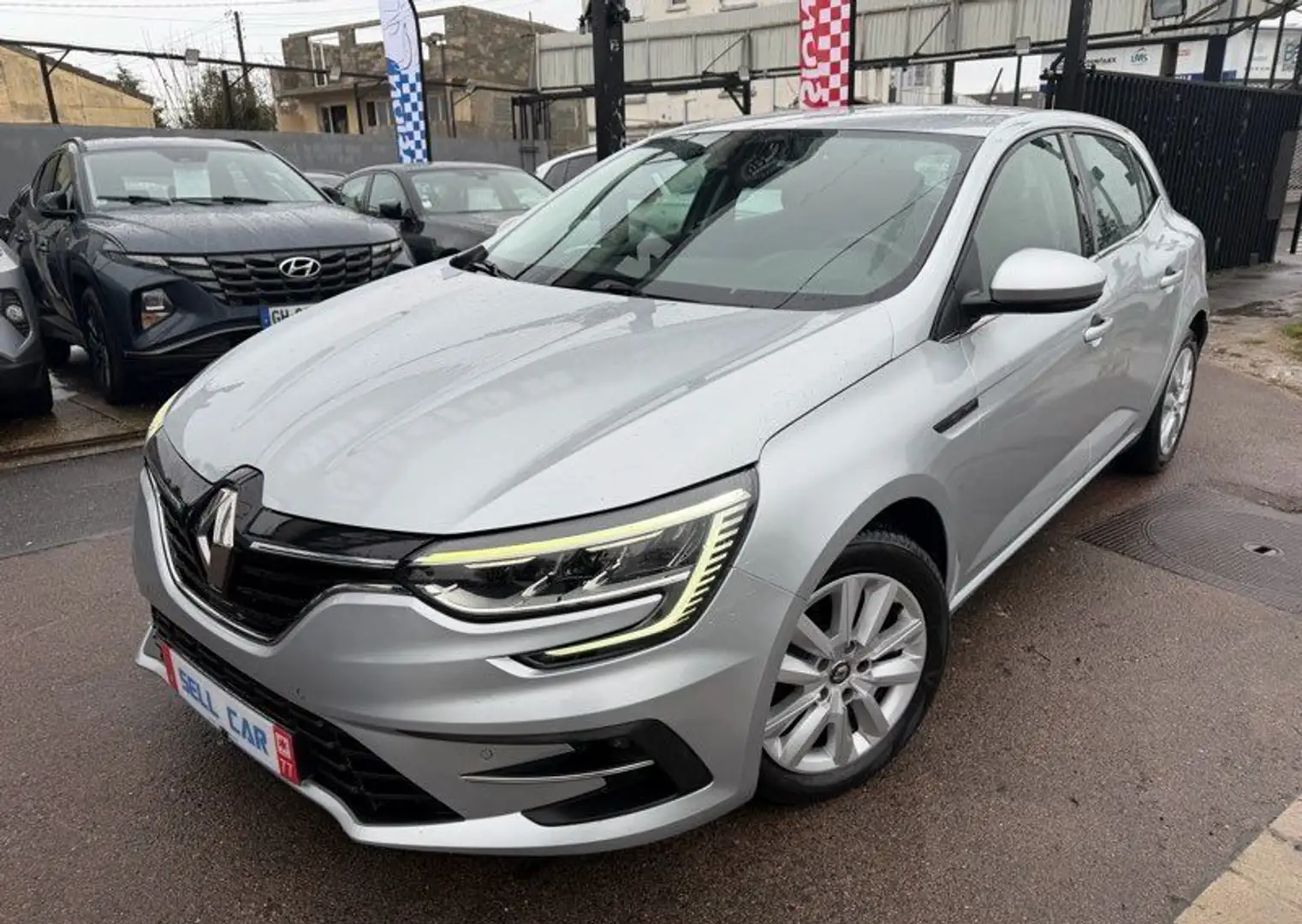 Renault Megane Mégane 4 (2) 1.5 dci 115 business Gris - 1