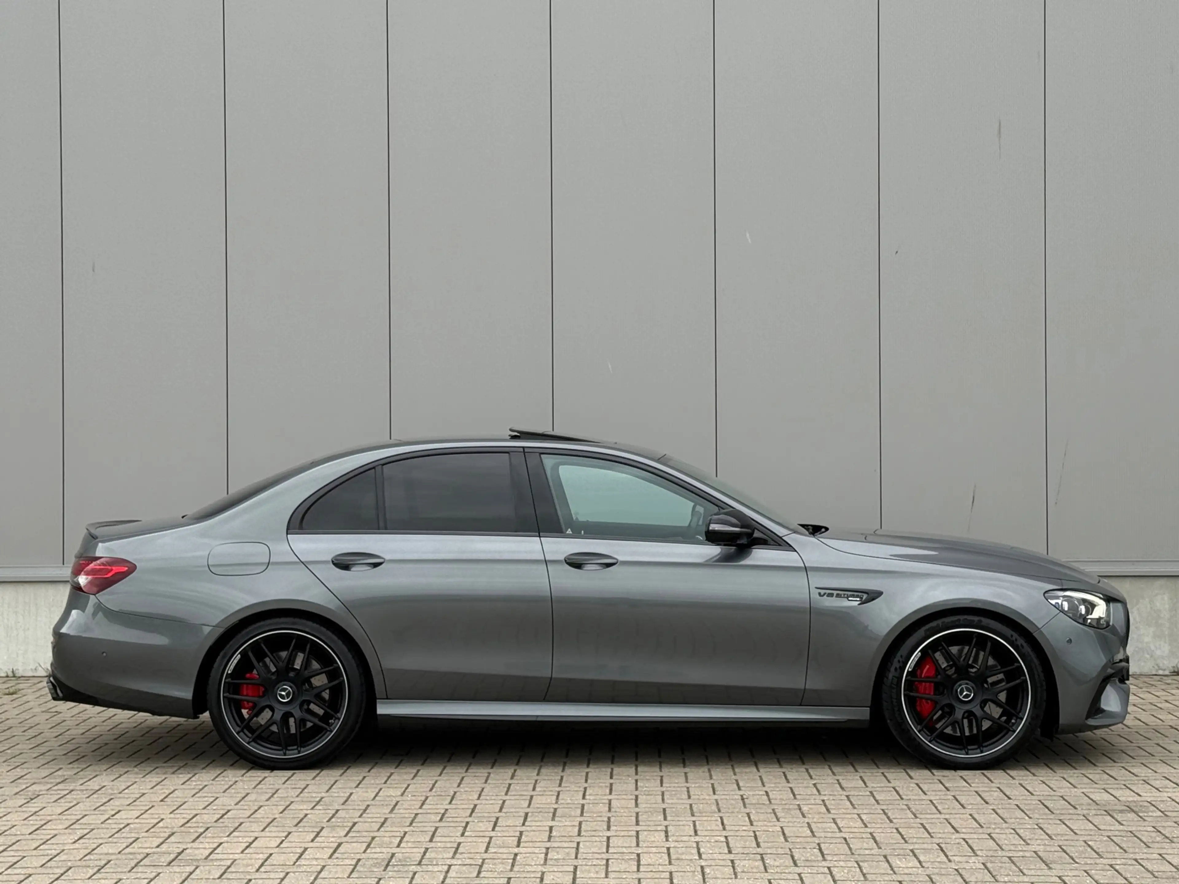 Mercedes-Benz E 63 AMG S 4MATIC+ BURMESTER HUD PANO VOL — photo 4