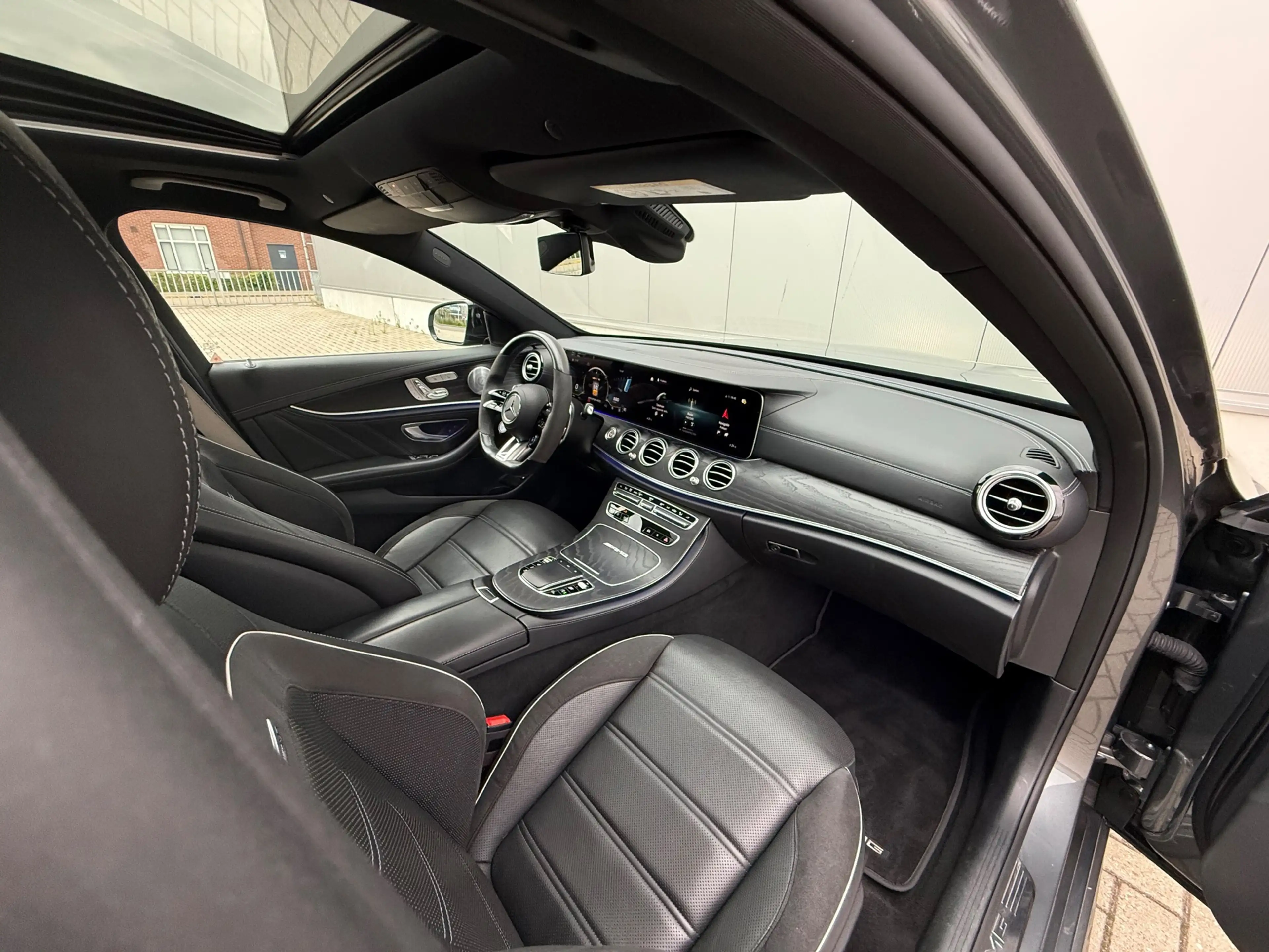 Mercedes-Benz E 63 AMG S 4MATIC+ BURMESTER HUD PANO VOL — photo 15
