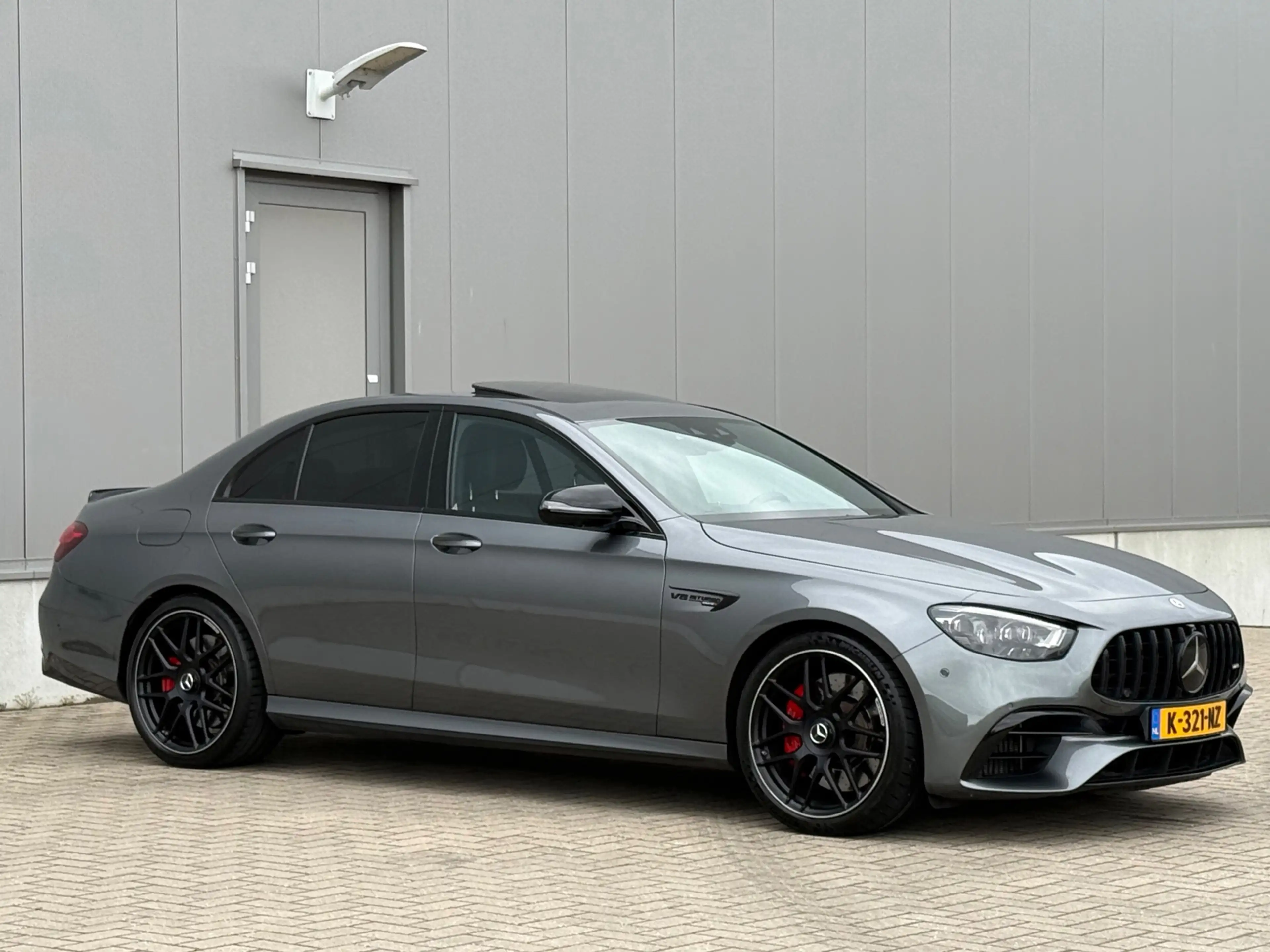 Mercedes-Benz E 63 AMG S 4MATIC+ BURMESTER HUD PANO VOL — photo 3