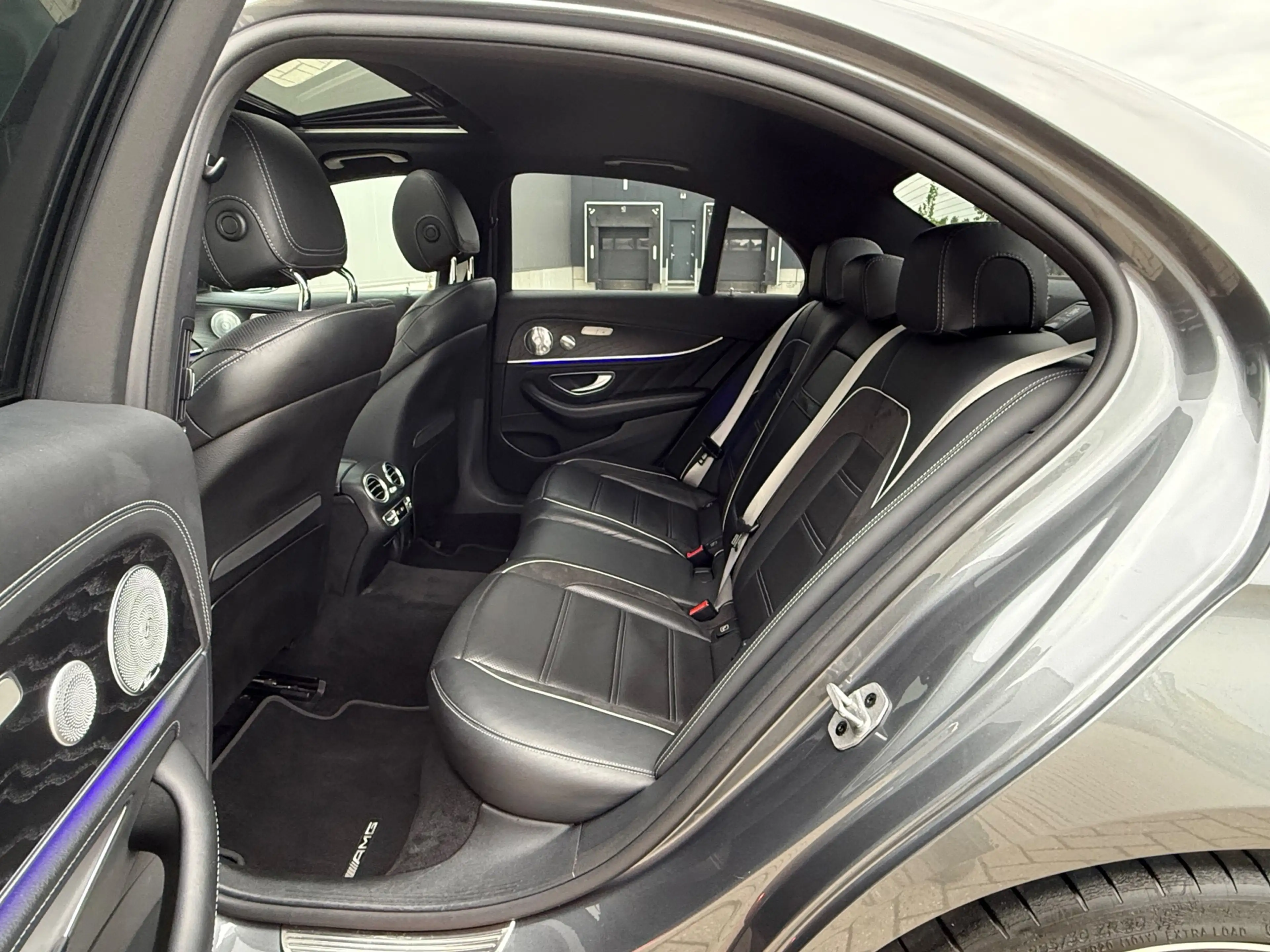 Mercedes-Benz E 63 AMG S 4MATIC+ BURMESTER HUD PANO VOL — photo 13