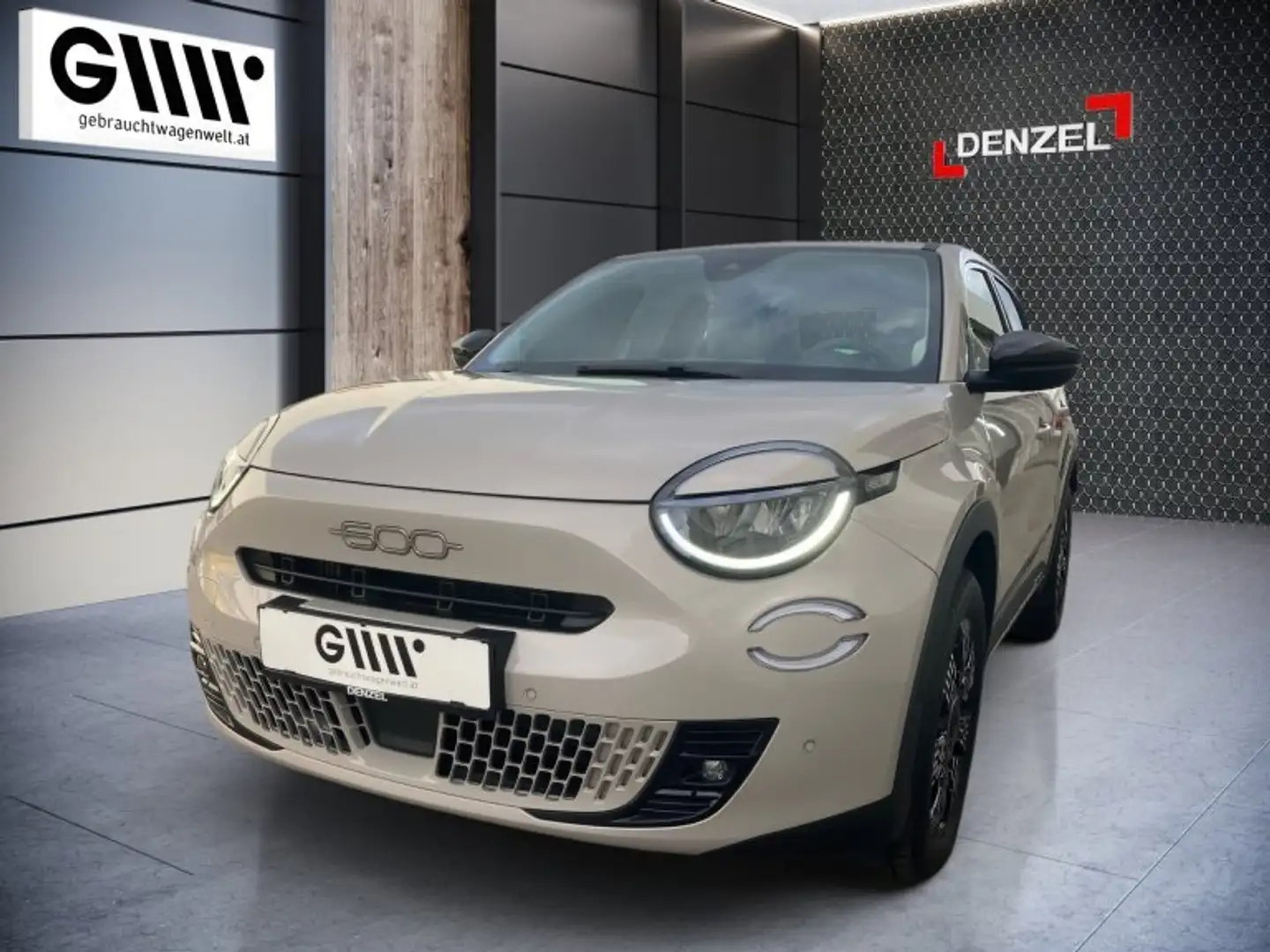 Fiat 600 Hybrid 100 6-Gang eDCT Beige - 2