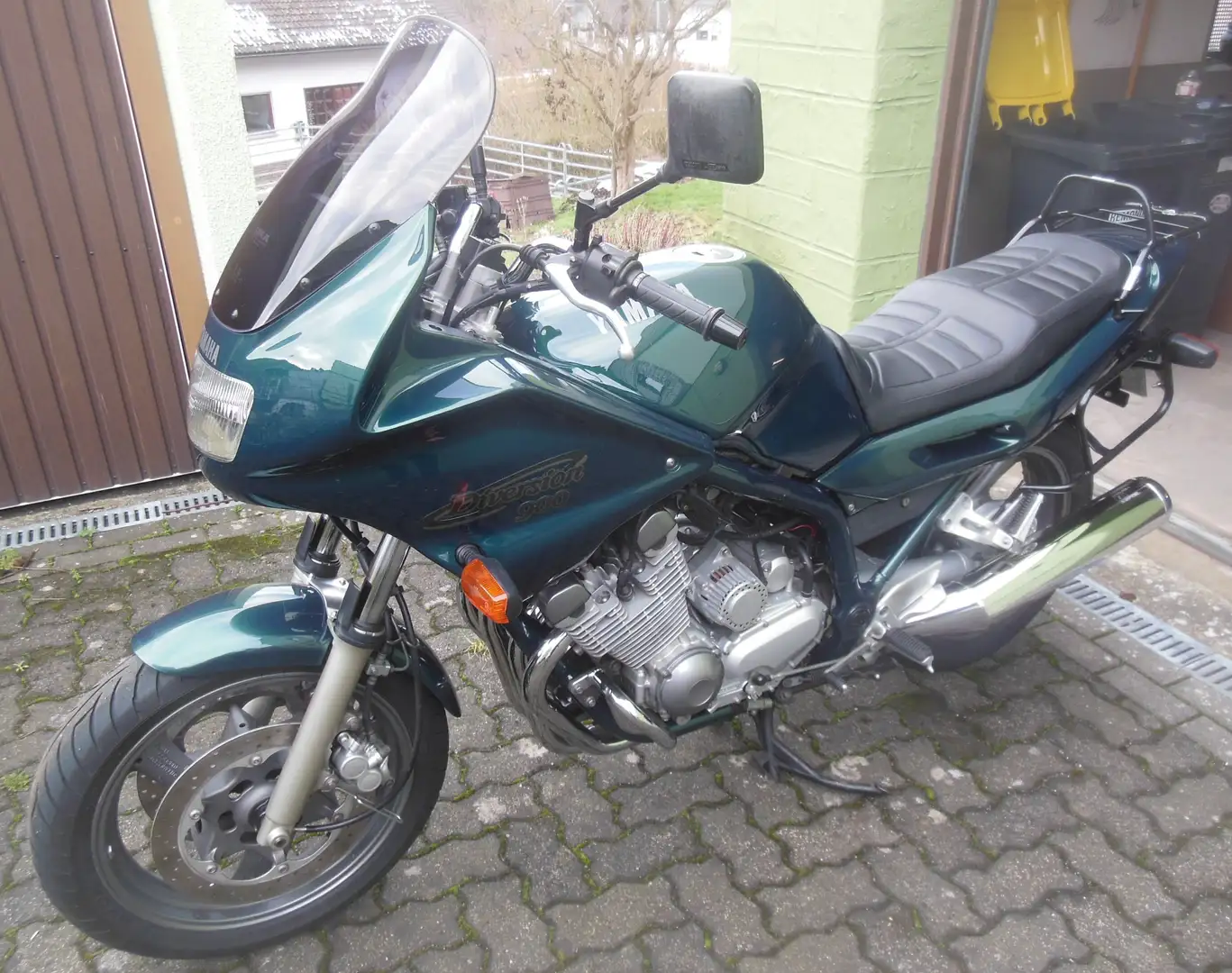 Yamaha XJ 900 DIVERSION Verde - 2