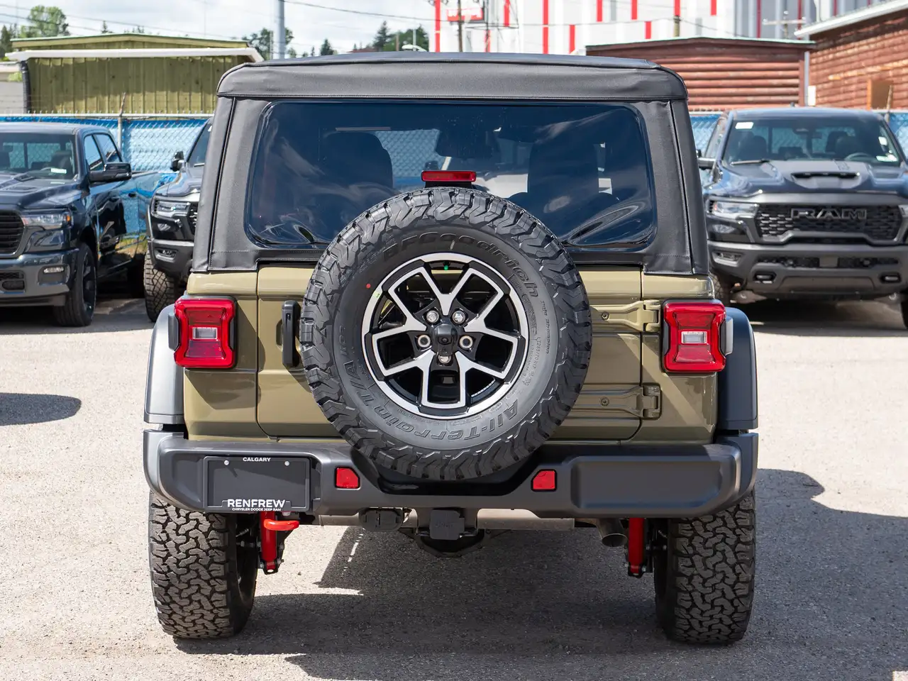 Jeep Wrangler photo Jeep Wrangler