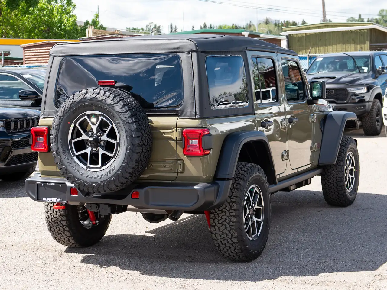 Jeep Wrangler photo Jeep Wrangler