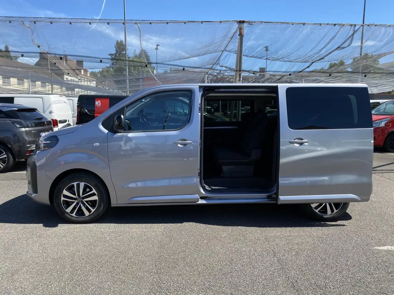 Peugeot Traveller 2026