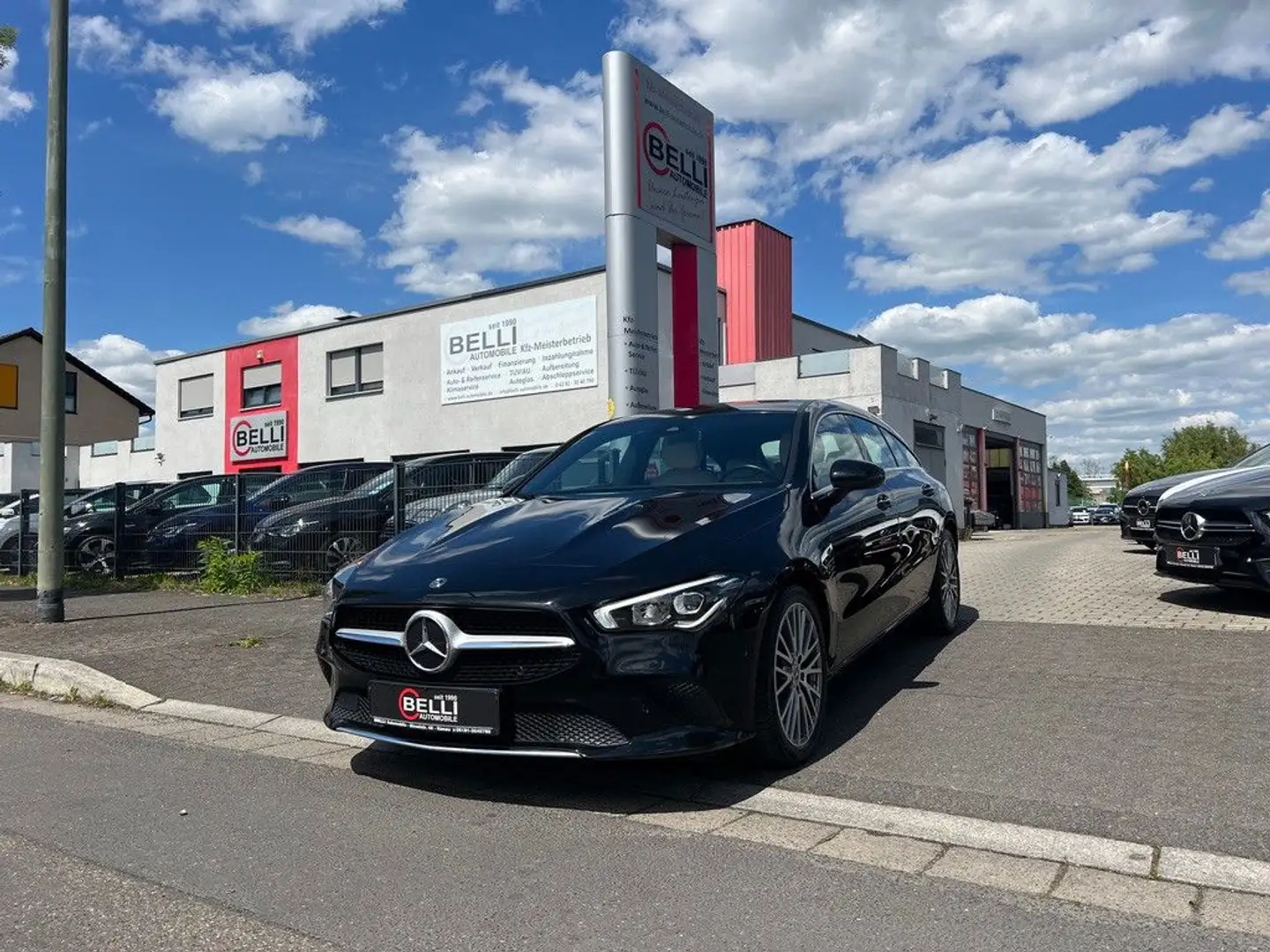 Mercedes-Benz CLA 180 MBUX R.Kamera FINANZIERUN Negro - 1