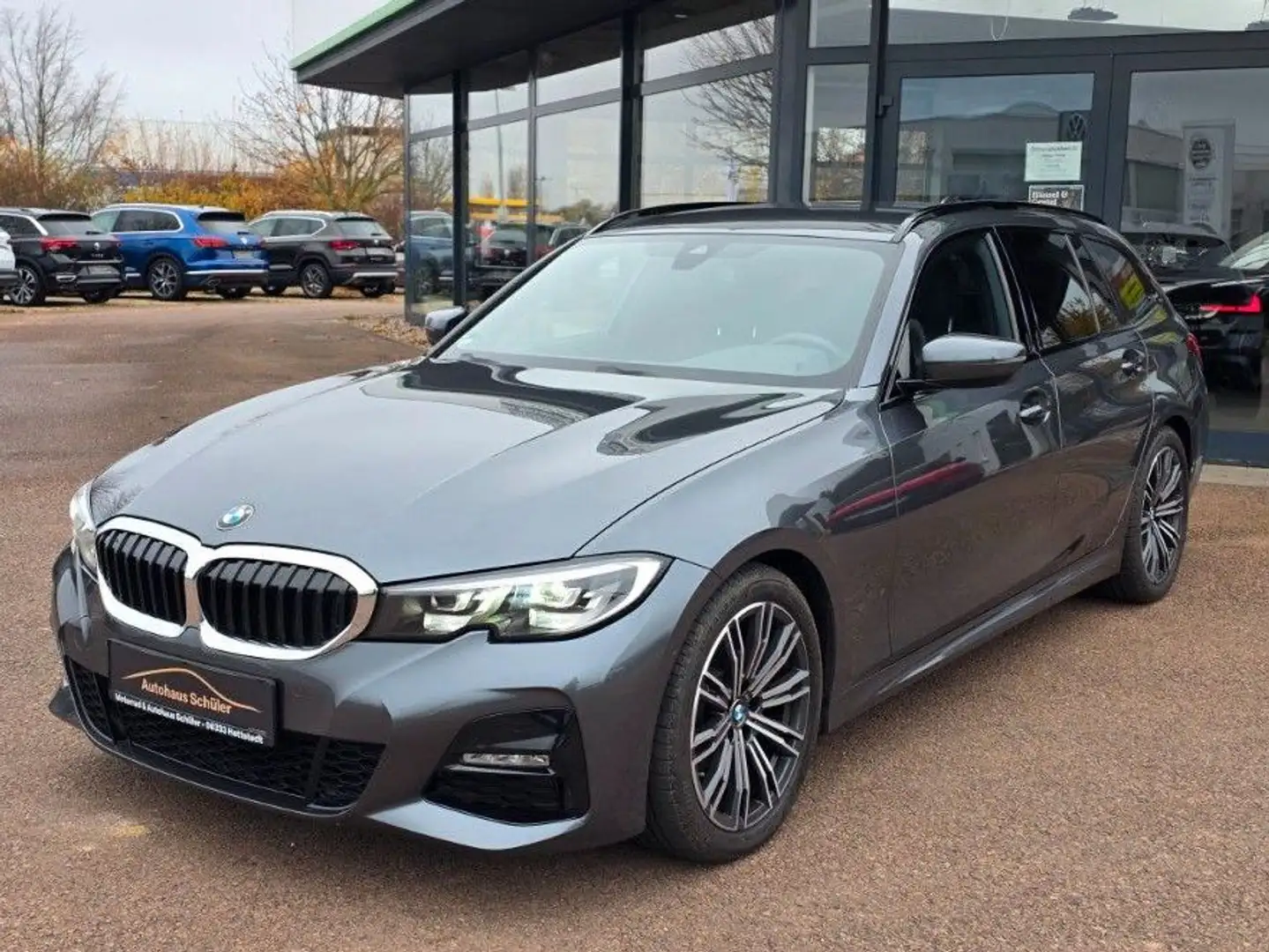 BMW 318 i Touring M Sport+ShadowLine+Virtual+AHK+Navi Gris - 1