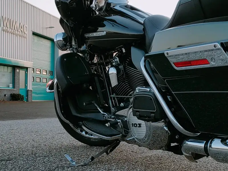 Harley-Davidson Electra Glide - foto 6