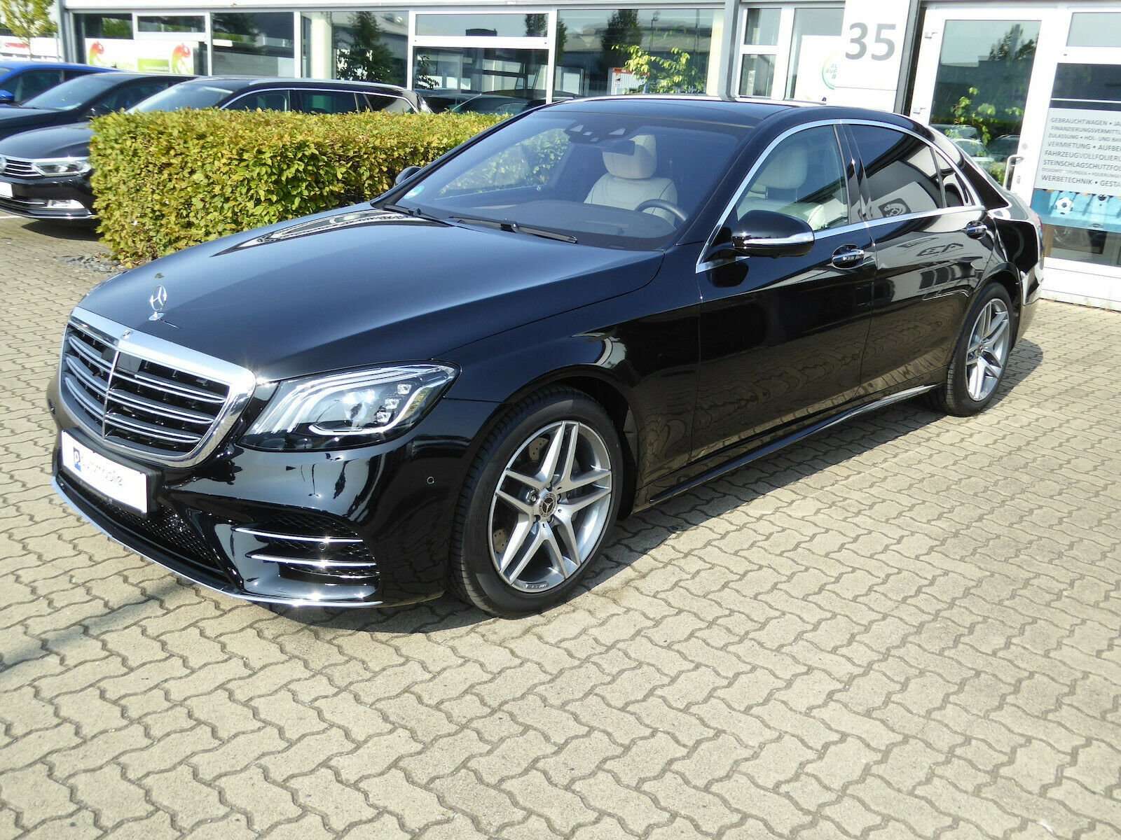 Second hand Mercedes Benz S-Class 