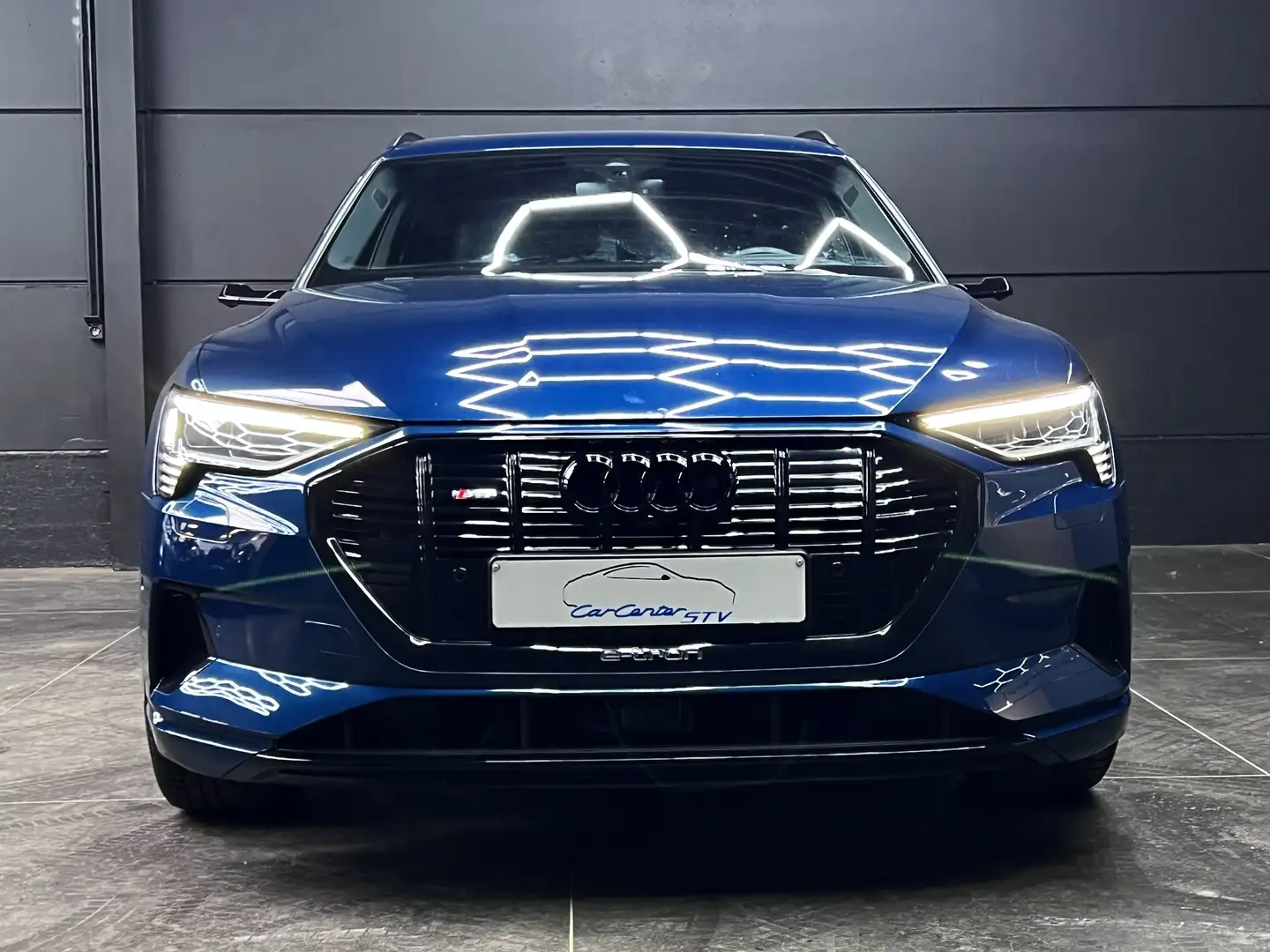 Audi e-tron 55 Quattro *** VERKOCHT *** VENDU *** SOLD *** Bleu - 2