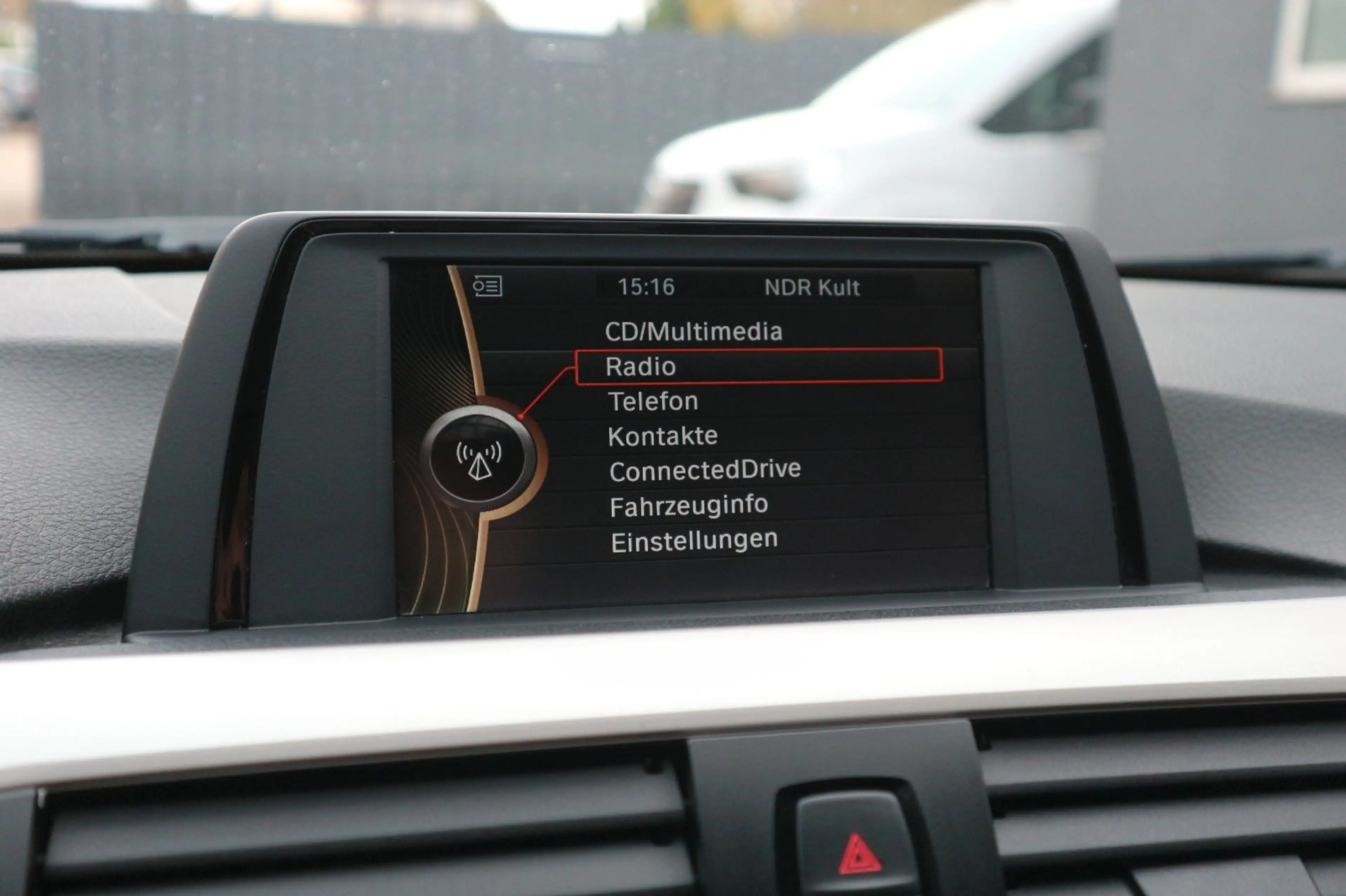 BMW 316 d  Touring *2.HAND/PDC/KLIMAAUTO/SHZ* — photo 14