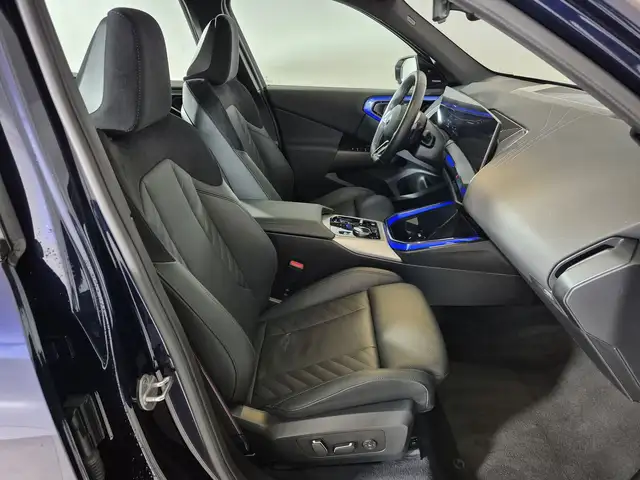 BMW X3 view 10