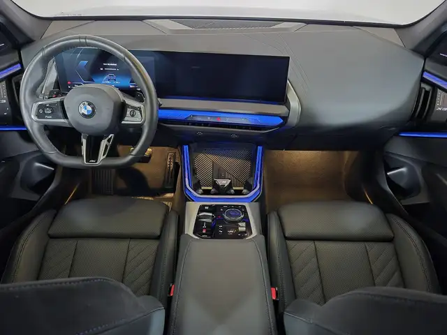 BMW X3 view 9