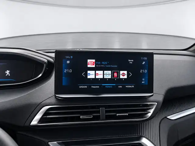 Peugeot 5008 view 8