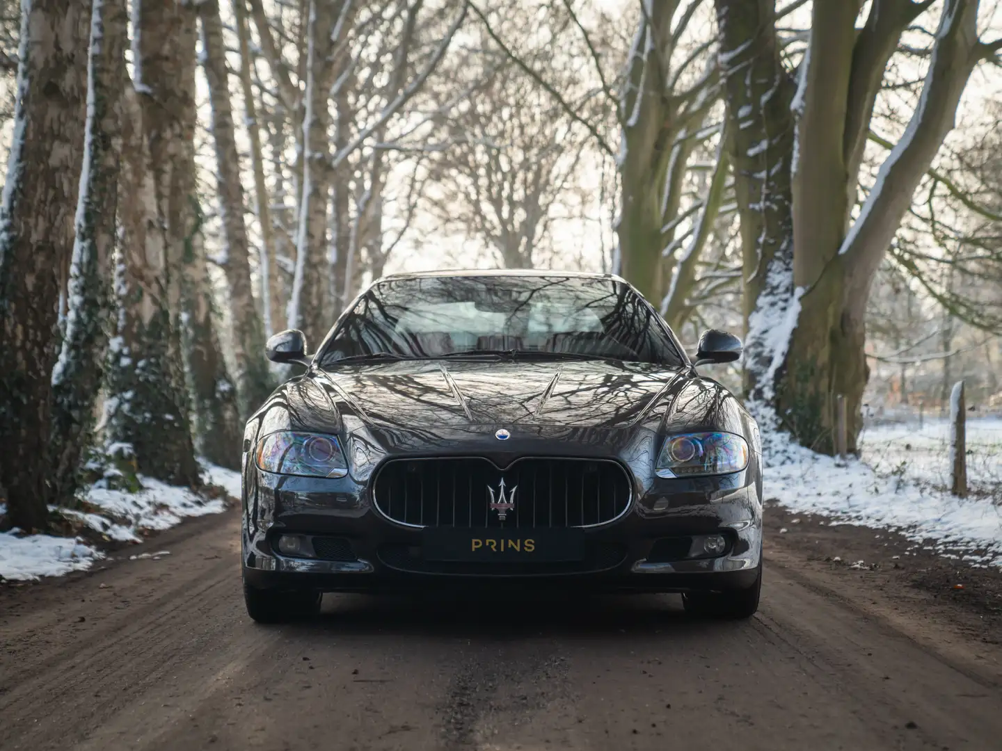 Maserati Quattroporte 4.7 Sport GTS Grau - 2