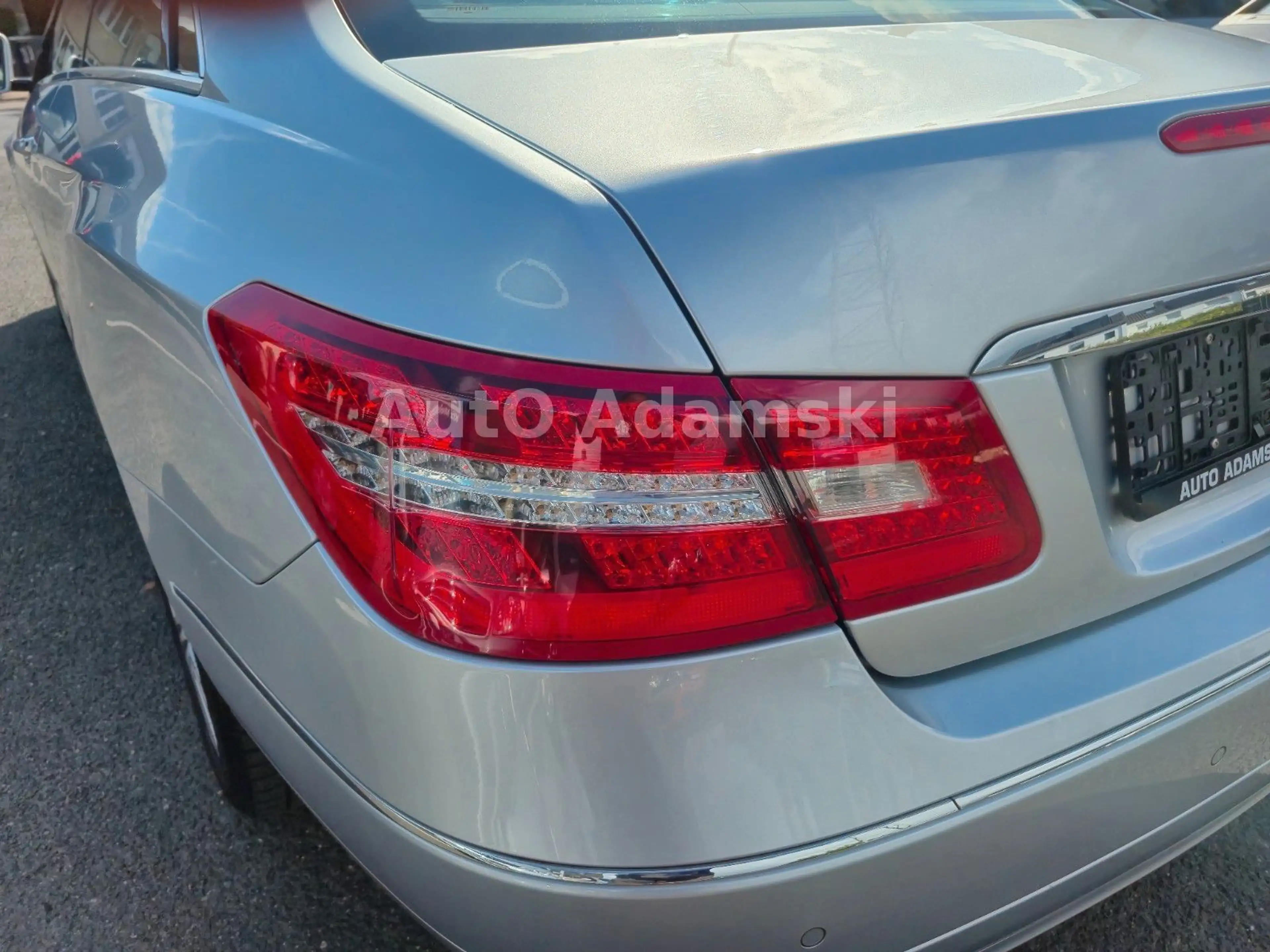 Mercedes-Benz E 200 Coupé CGI BlueEFF 2.Hd Standheizung 181tkm — photo 10