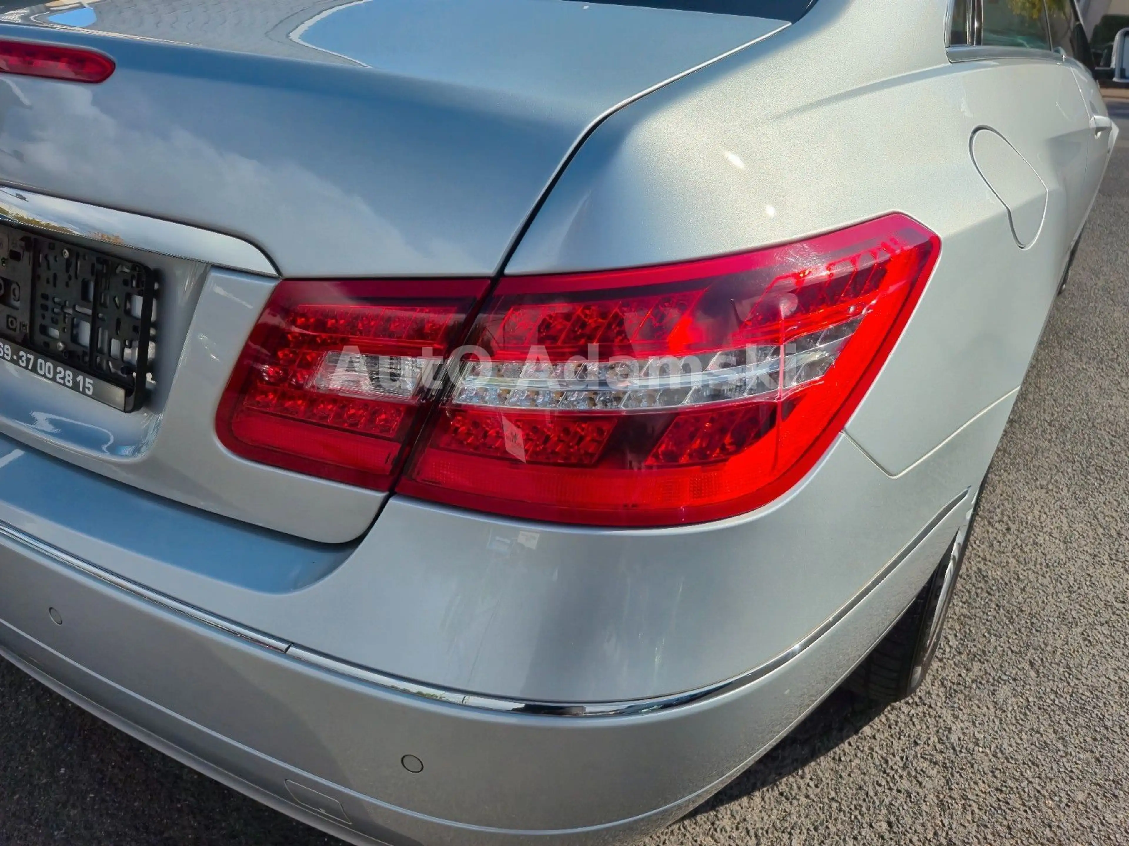 Mercedes-Benz E 200 Coupé CGI BlueEFF 2.Hd Standheizung 181tkm — photo 7