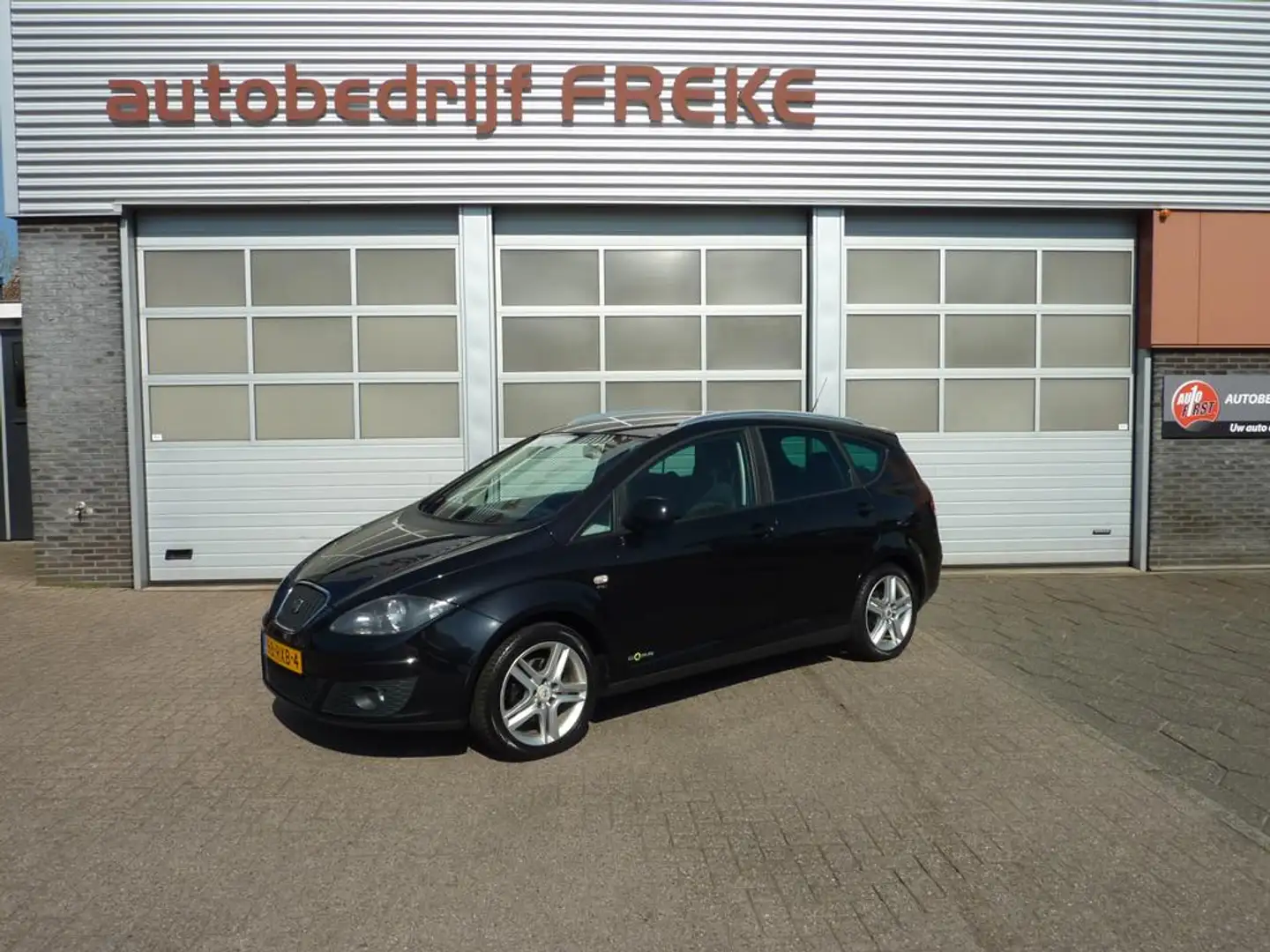 SEAT Altea XL 1.2 TSI 77KW STATIONWAGON Businessline Чёрный - 1