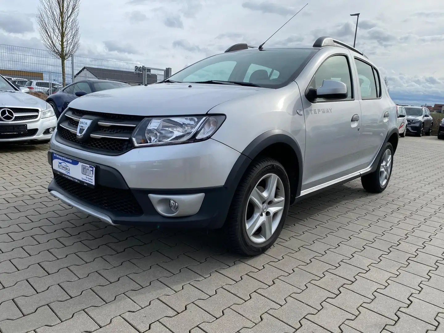 Dacia Sandero Sandero II Stepway Prestige/NAVI/TÜV+SER Silber - 1