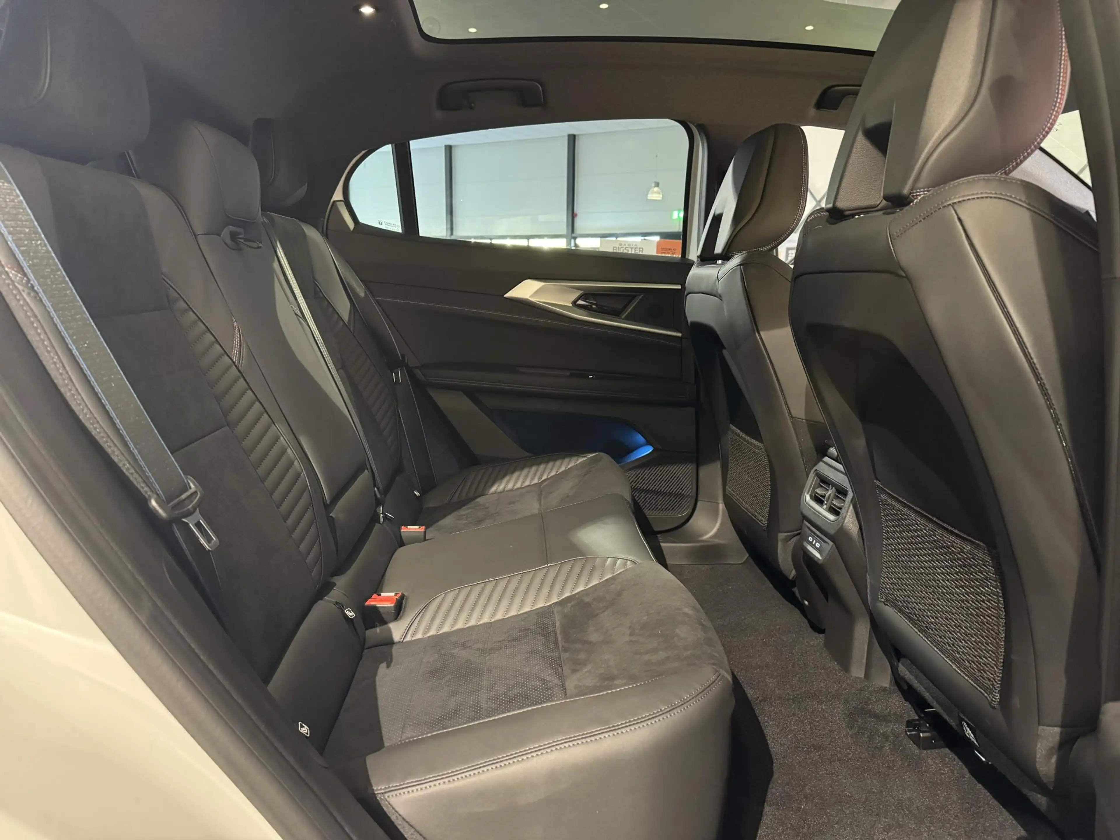 Renault Rafale 1.2 E-Tech full hybrid 200 esprit Alpine | 8500 EU — photo 18