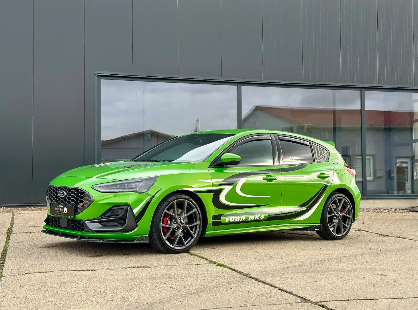 Ford Focus Lim. ST X Sport Head-up Styling Paket Grün - 1