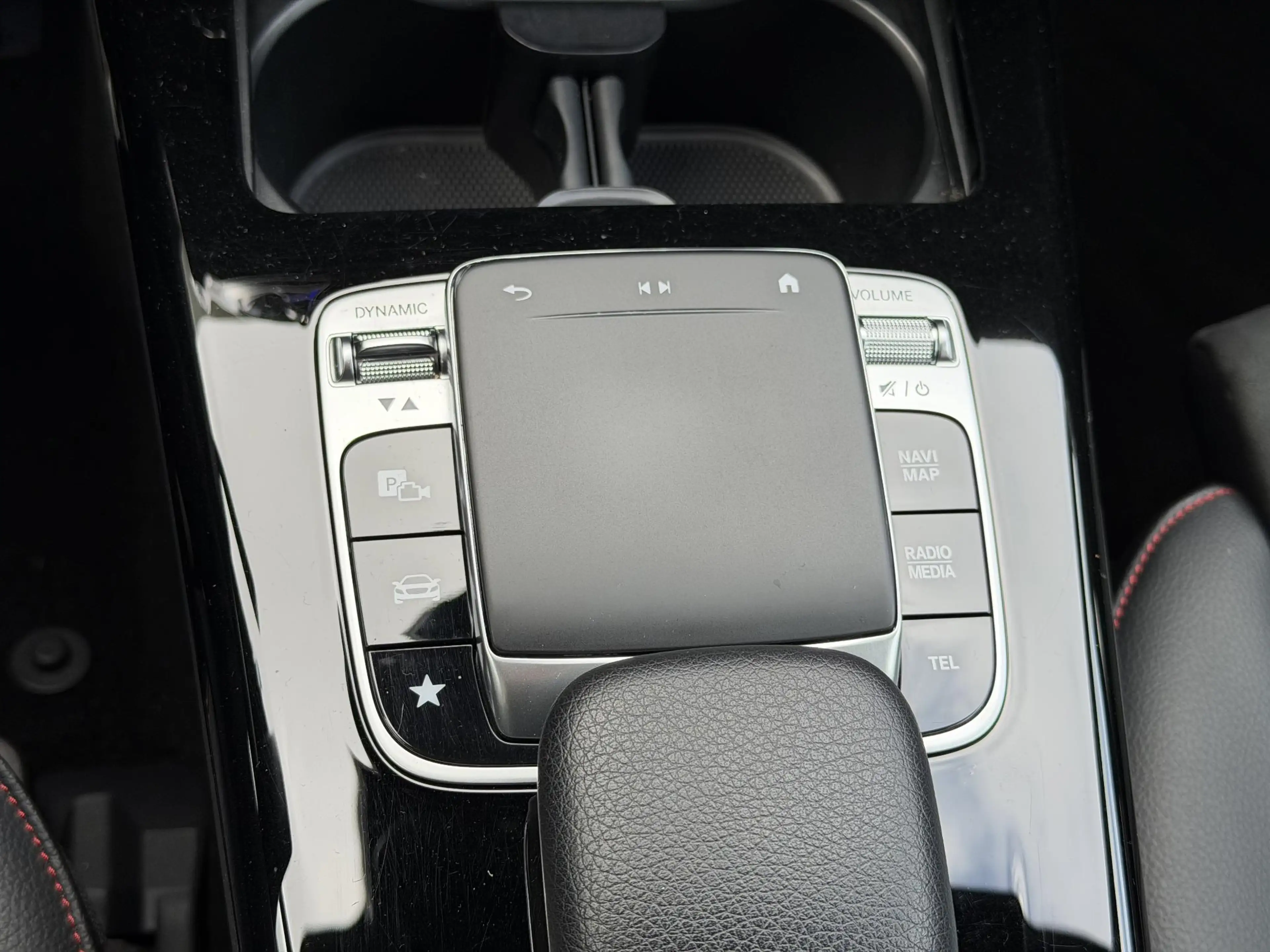 Mercedes-Benz A 220 Launch Edition Premium AMG LED | NAVIGATIE| SFEERV — photo 13