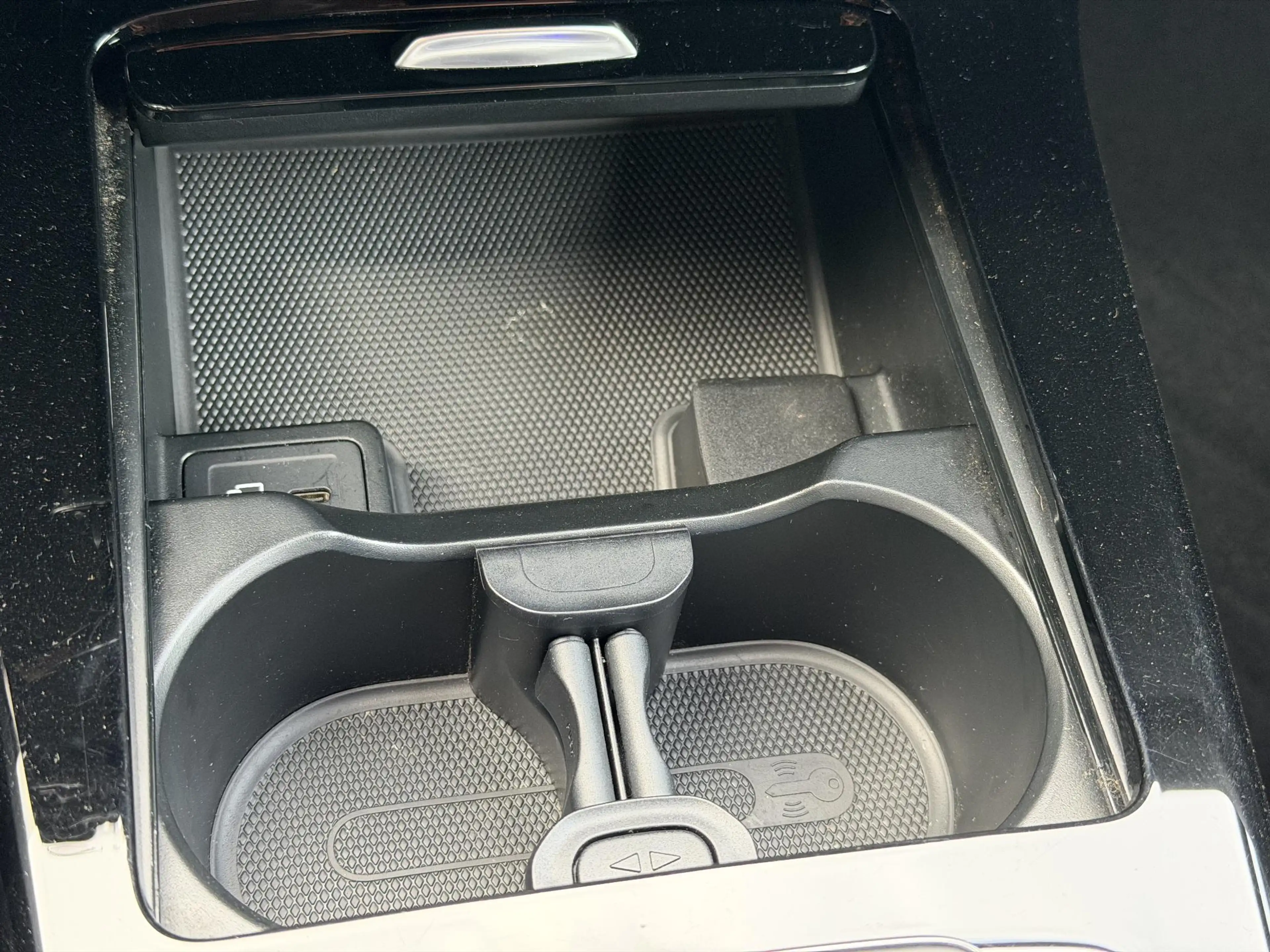 Mercedes-Benz A 220 Launch Edition Premium AMG LED | NAVIGATIE| SFEERV — photo 14