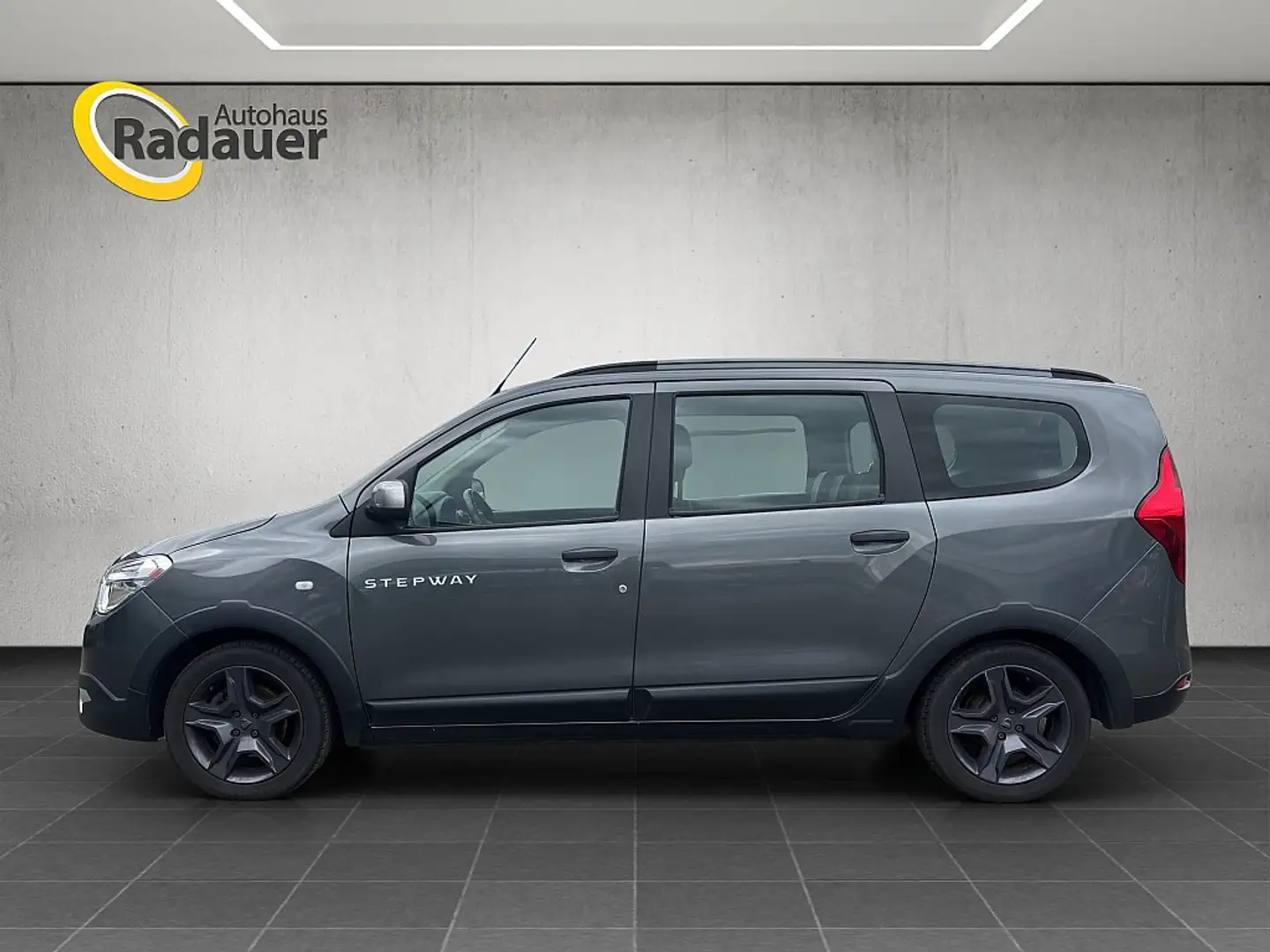 Dacia Lodgy Stepway dCi 110 S&S Grau - 2