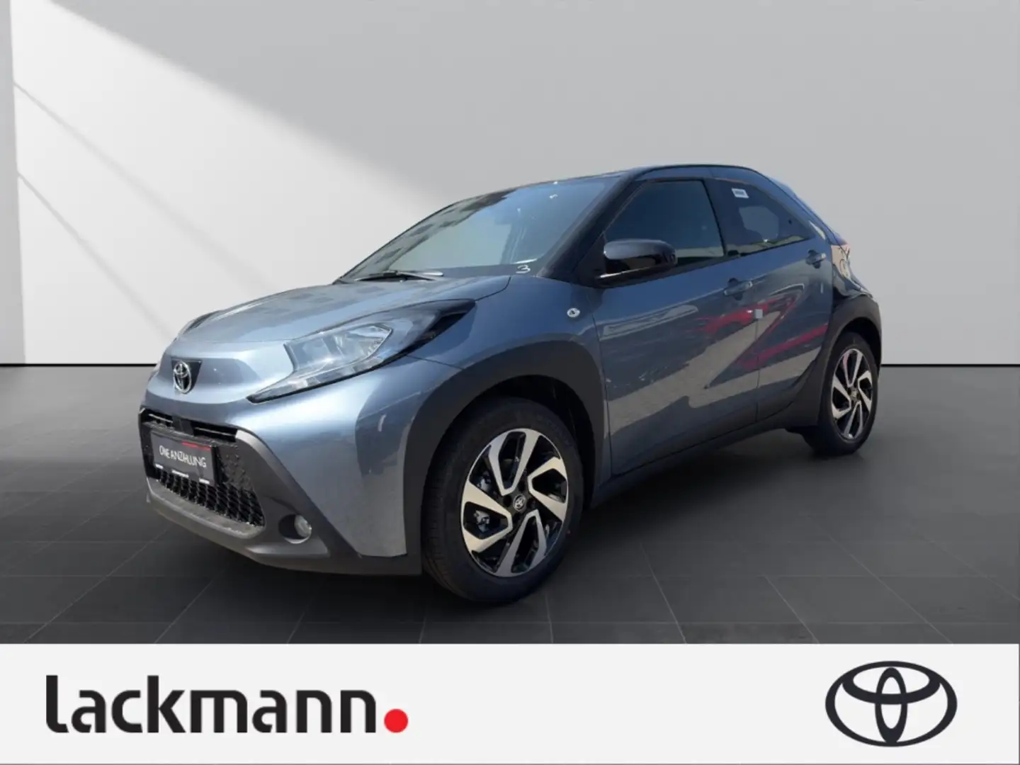 Toyota Aygo X 1.0 Teamplayer*Kamera*CarPlay*Sitzh.* Grau - 1
