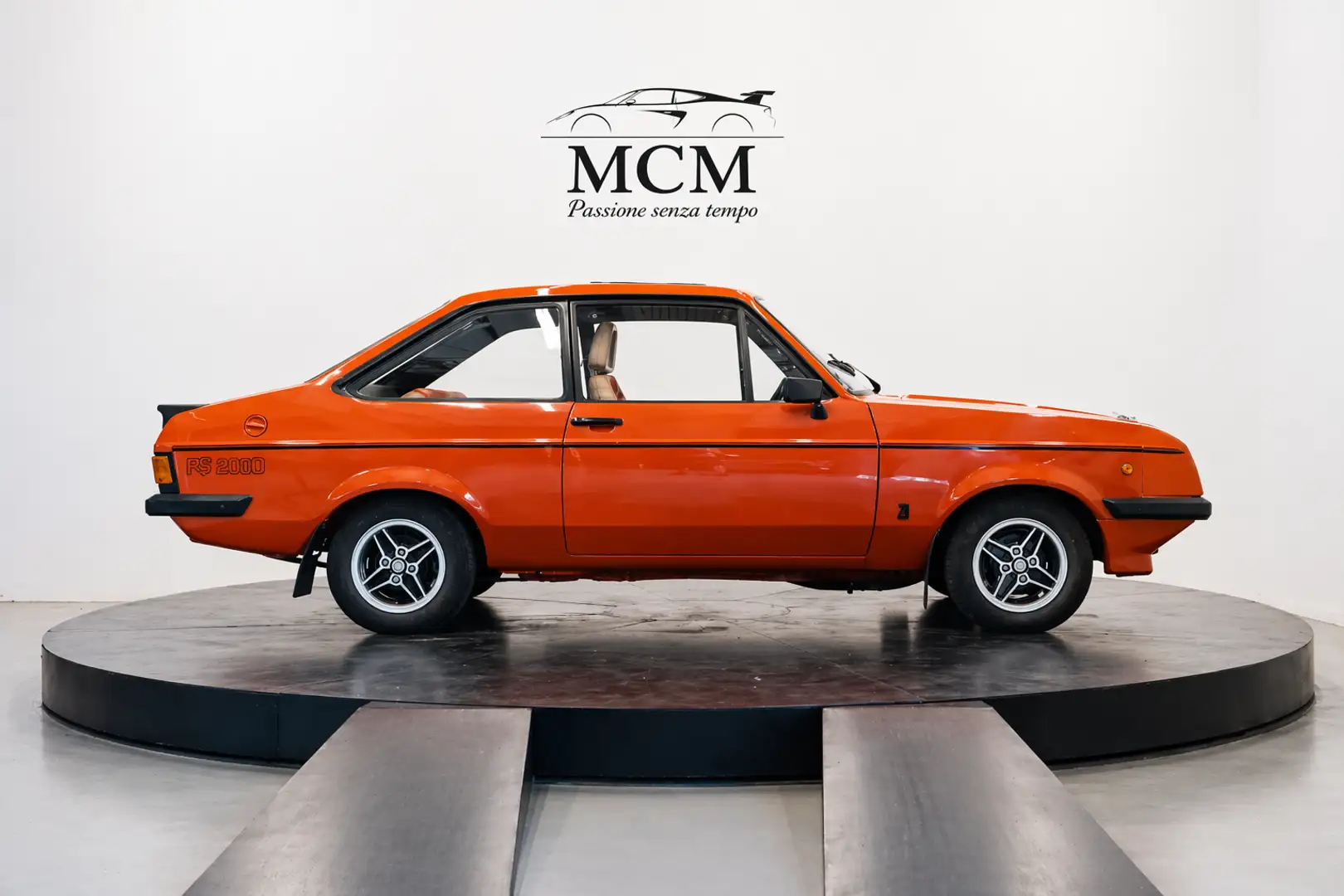 Ford Escort RS 2000 - TARGA NERA - DA CONCORSO Orange - 2