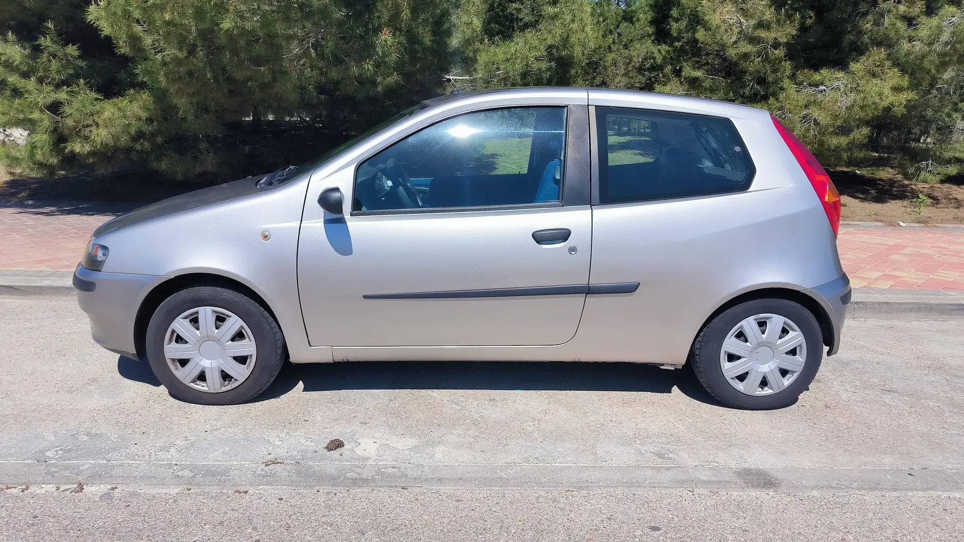 Fiat Punto Punto 1.2 ELX ELX Plateado - 1