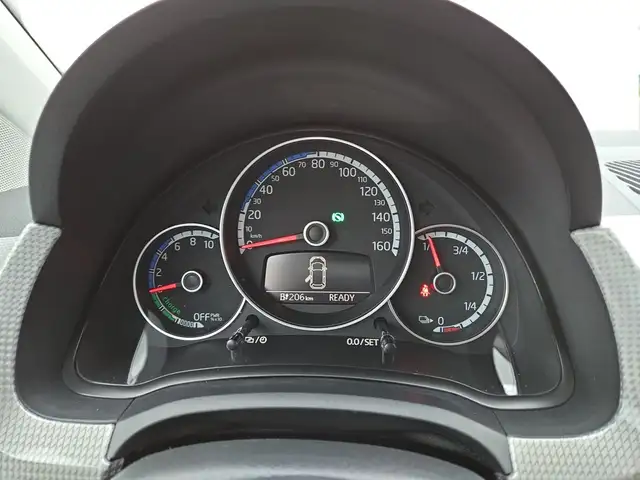 Volkswagen E-Up! view 9
