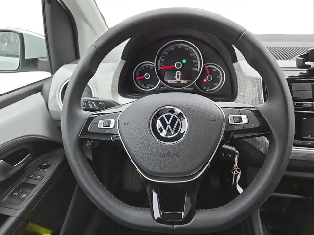 Volkswagen E-Up! view 13
